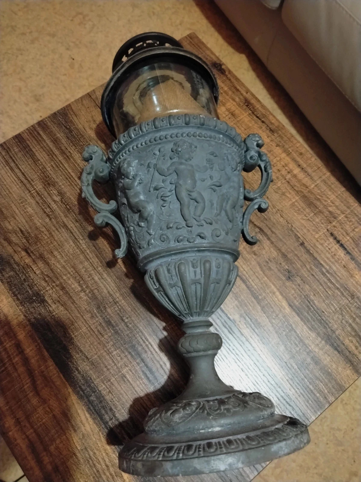 Rare Lampe à Pétrole Néo-Renaissance en Fonte d'Art – Frise Chérubins / Putti Musiciens – XIXe