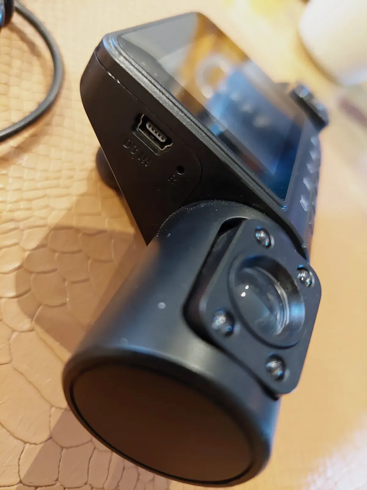 Dashcam double caméra écran 2.7 pouces – Dash 5