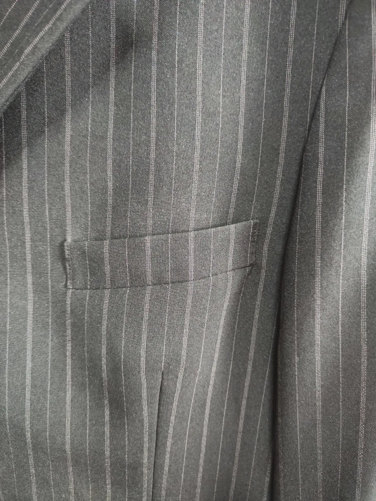 Costume 2 pièces homme (veste + pantalon) noir / gris foncé rayé - Taille L - Ve – Urban Kiabi – taille L 5