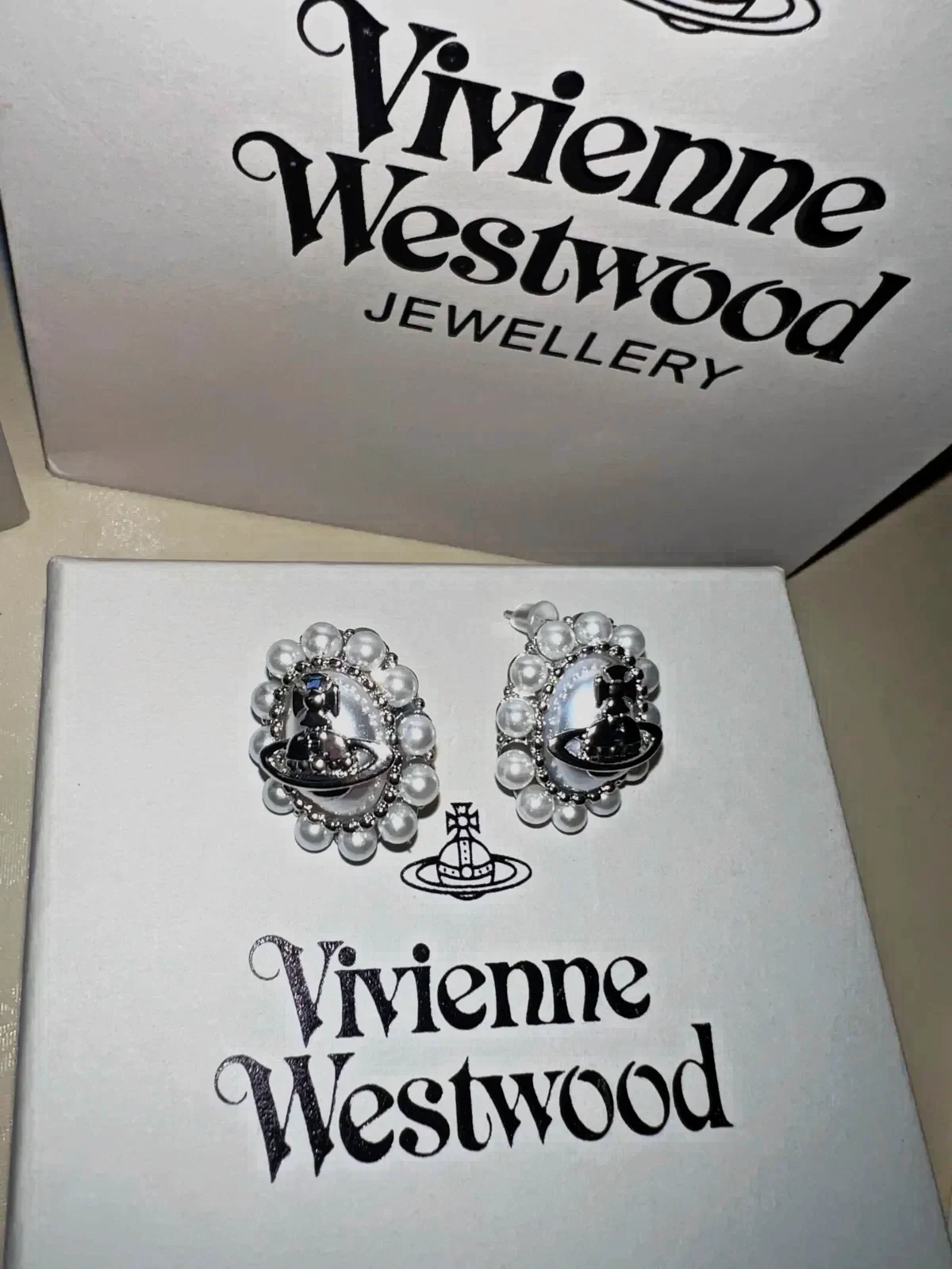 Vivienne Westwood boucles d'oreilles strass