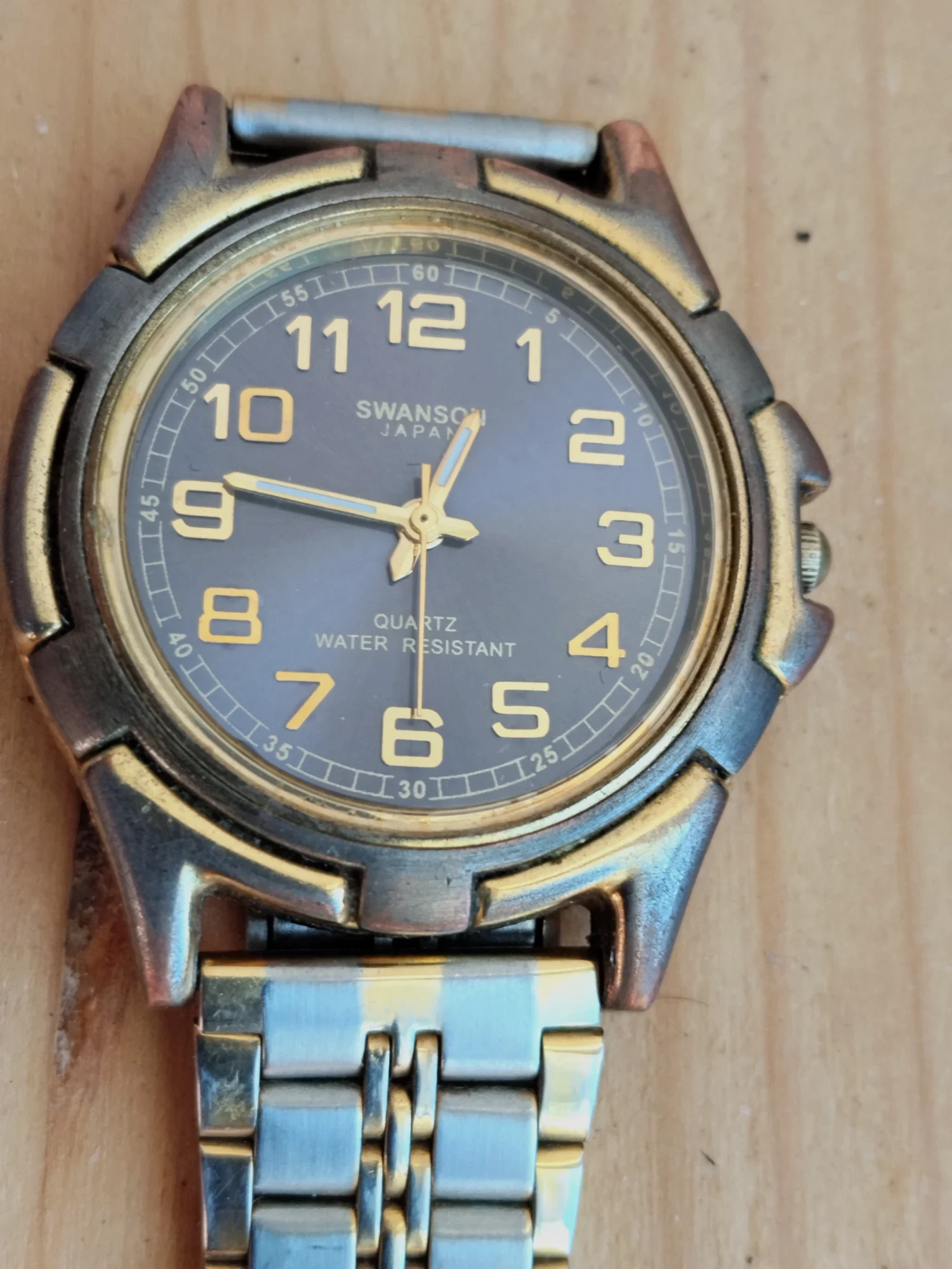 Montre vintage – Swanson
