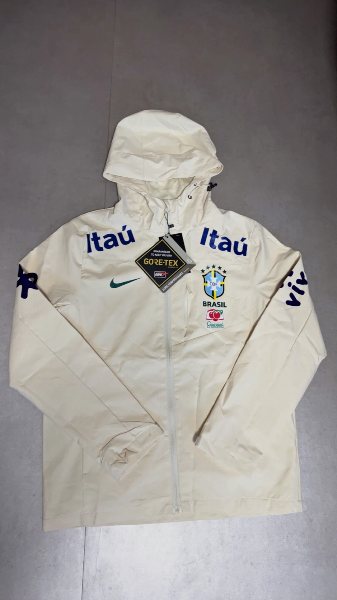 Veste coupe-vent Nike Brésil Gore-Tex – Nike – taille M