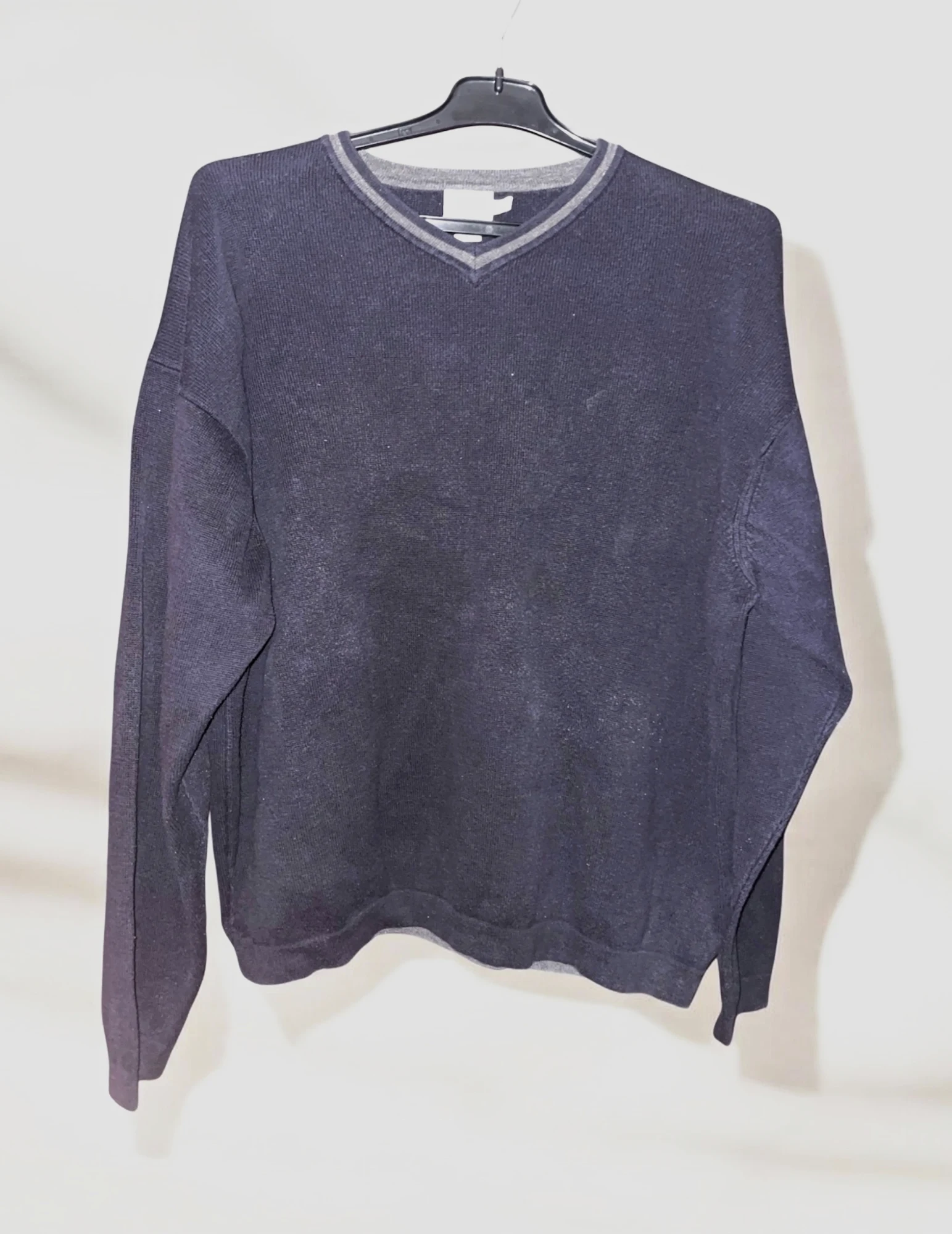 Pull col V Calvin Klein Jeans bleu marine