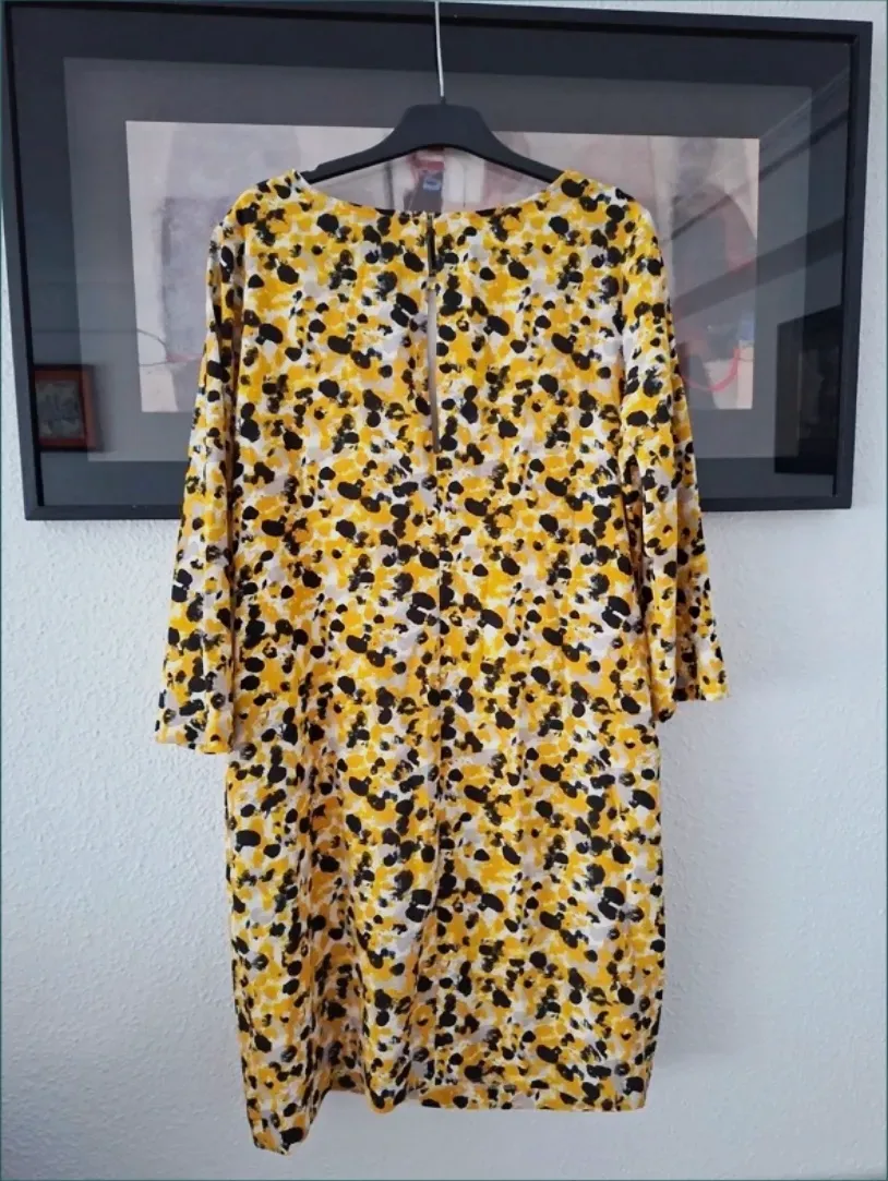 Robe jaune motif léopard manches 3/4 – jolie – jaune – taille L 2