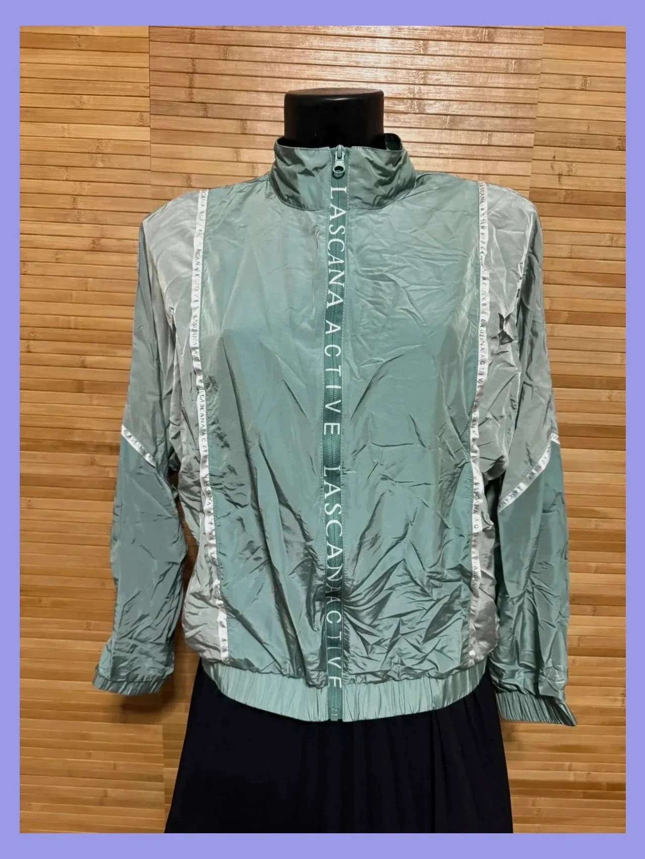 Chaqueta cortavientos de marca Lascana talla S 😍