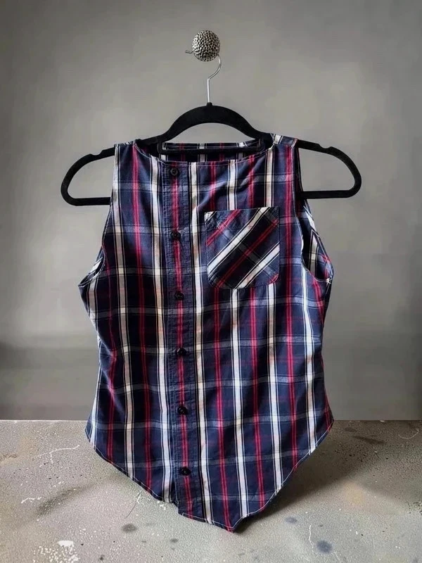 Top asymétrique upcyclé unique d'inspiration Japandi carreaux – Vintage Dressing – taille XS / 34 / 6