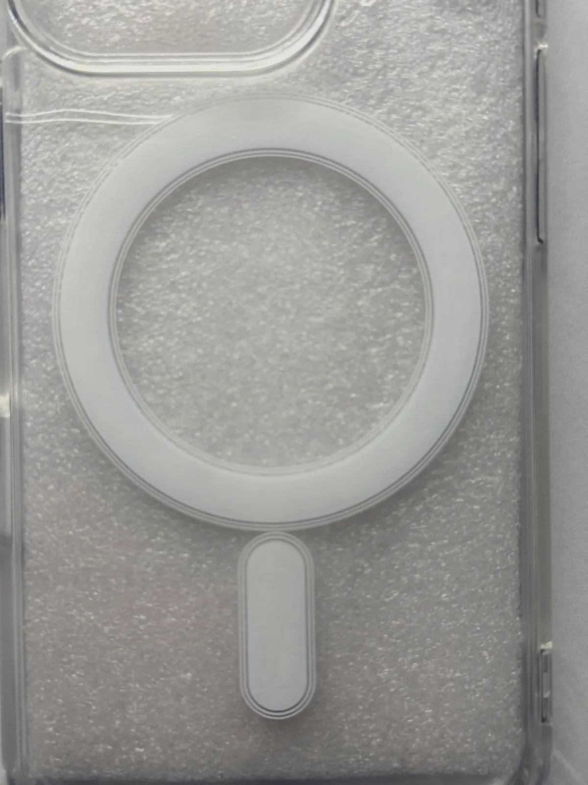 Coque transparente iPhone 16 Pro MagSafe – Protection renforcée – Apple 3