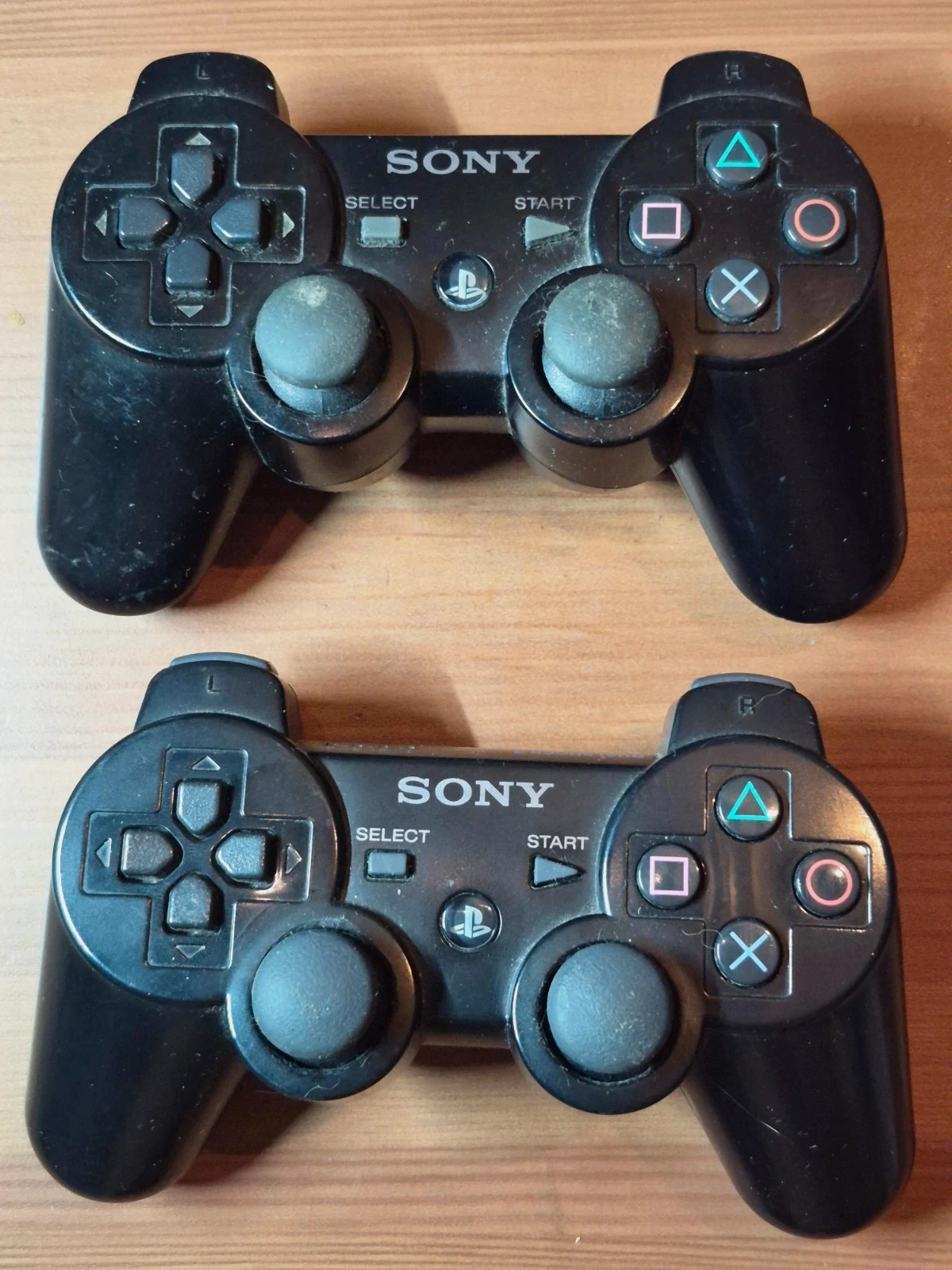 Lot de 2 manette PS3 hs