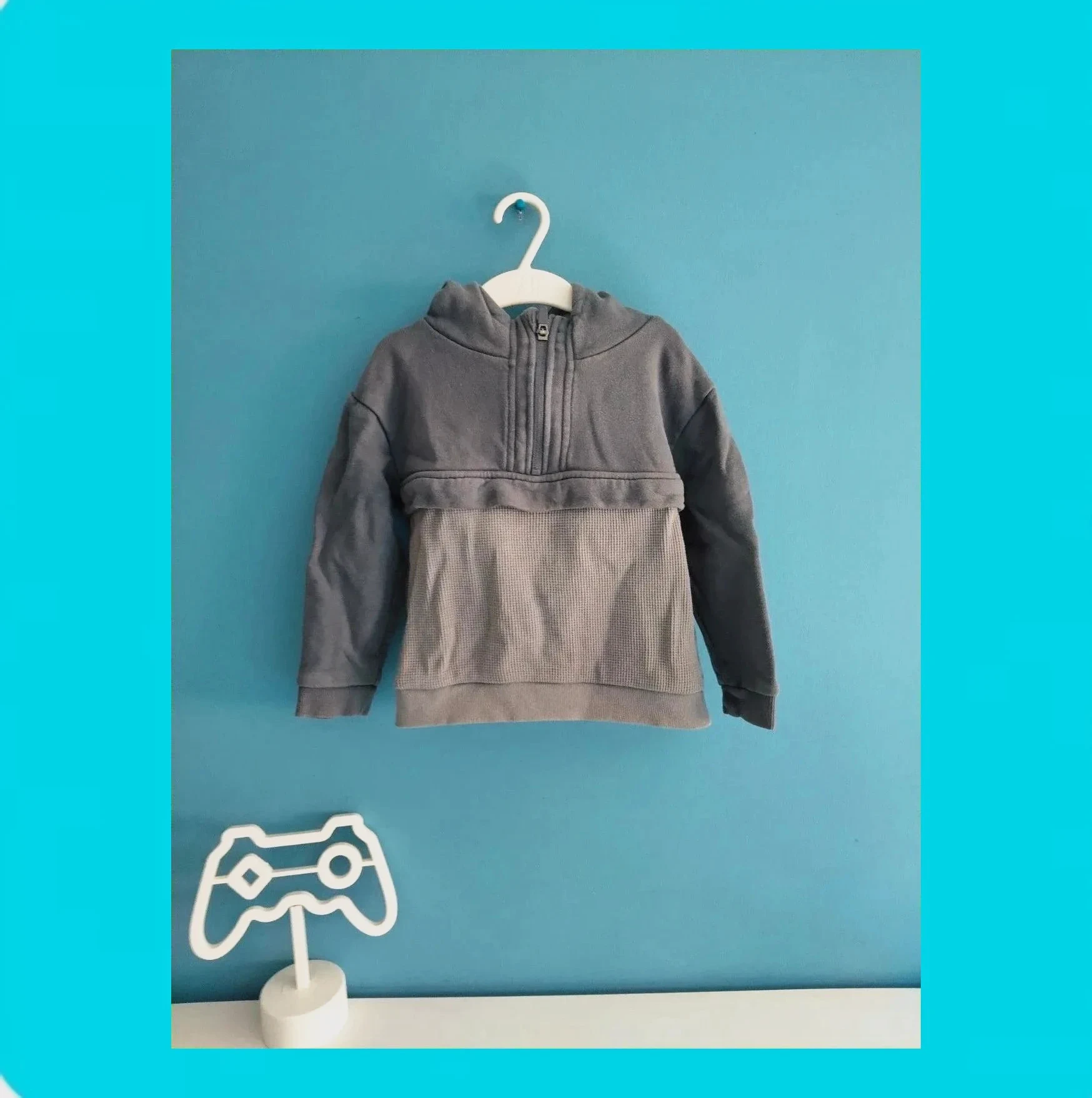 🩵 Sudadera Niño Con Capucha 🩵 – Kiabi – taille 5 ans / 110 cm