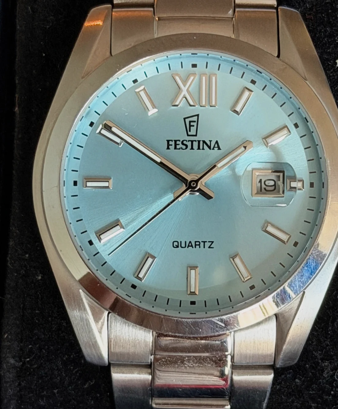Montre Festina F20707 cadran bleu glacier Boîte d'origine et maillons fournis