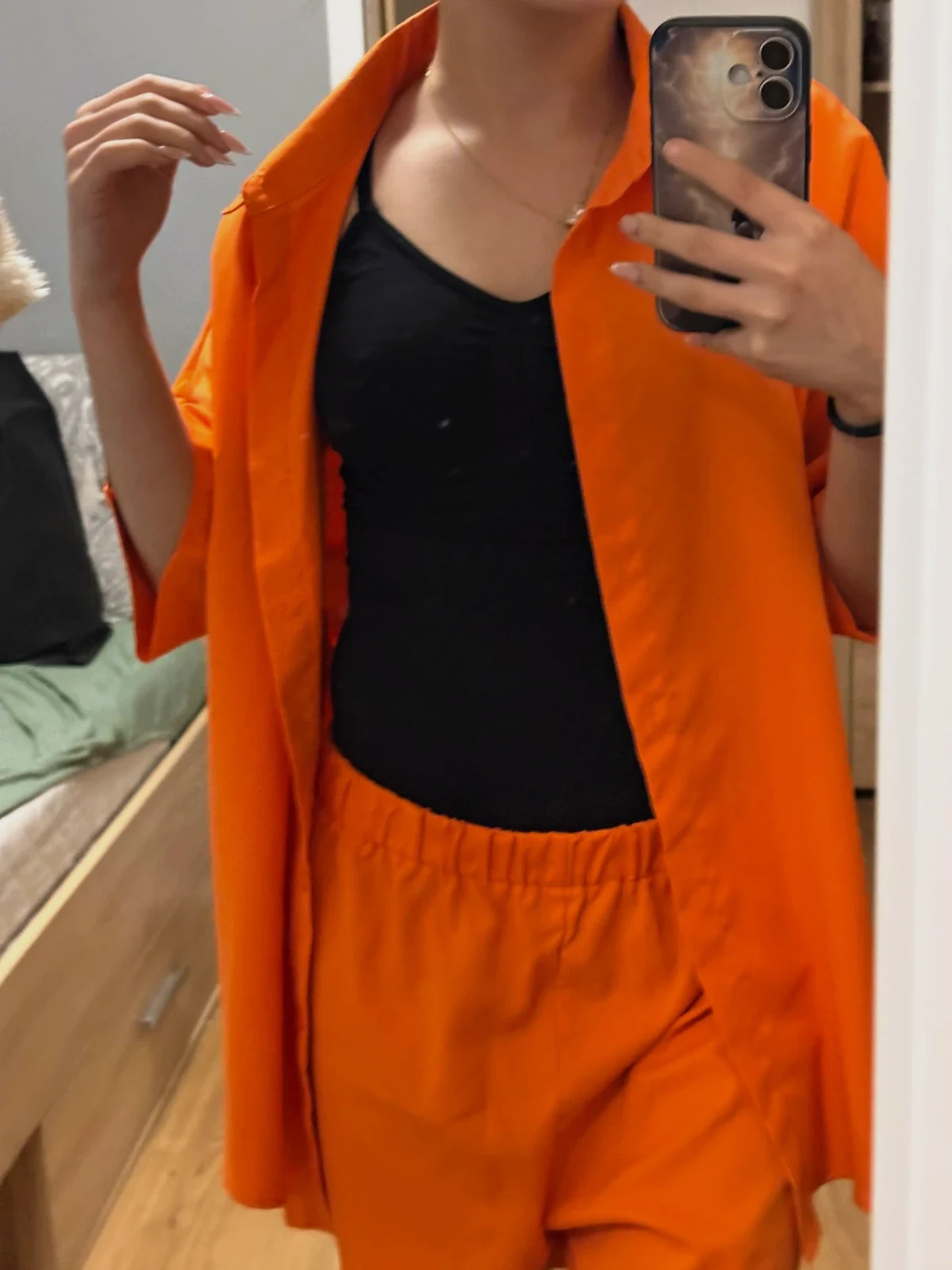 Ensemble chemise à épaules tombantes orange néon avec boutons et short – Shein – taille S / 36 / 8
