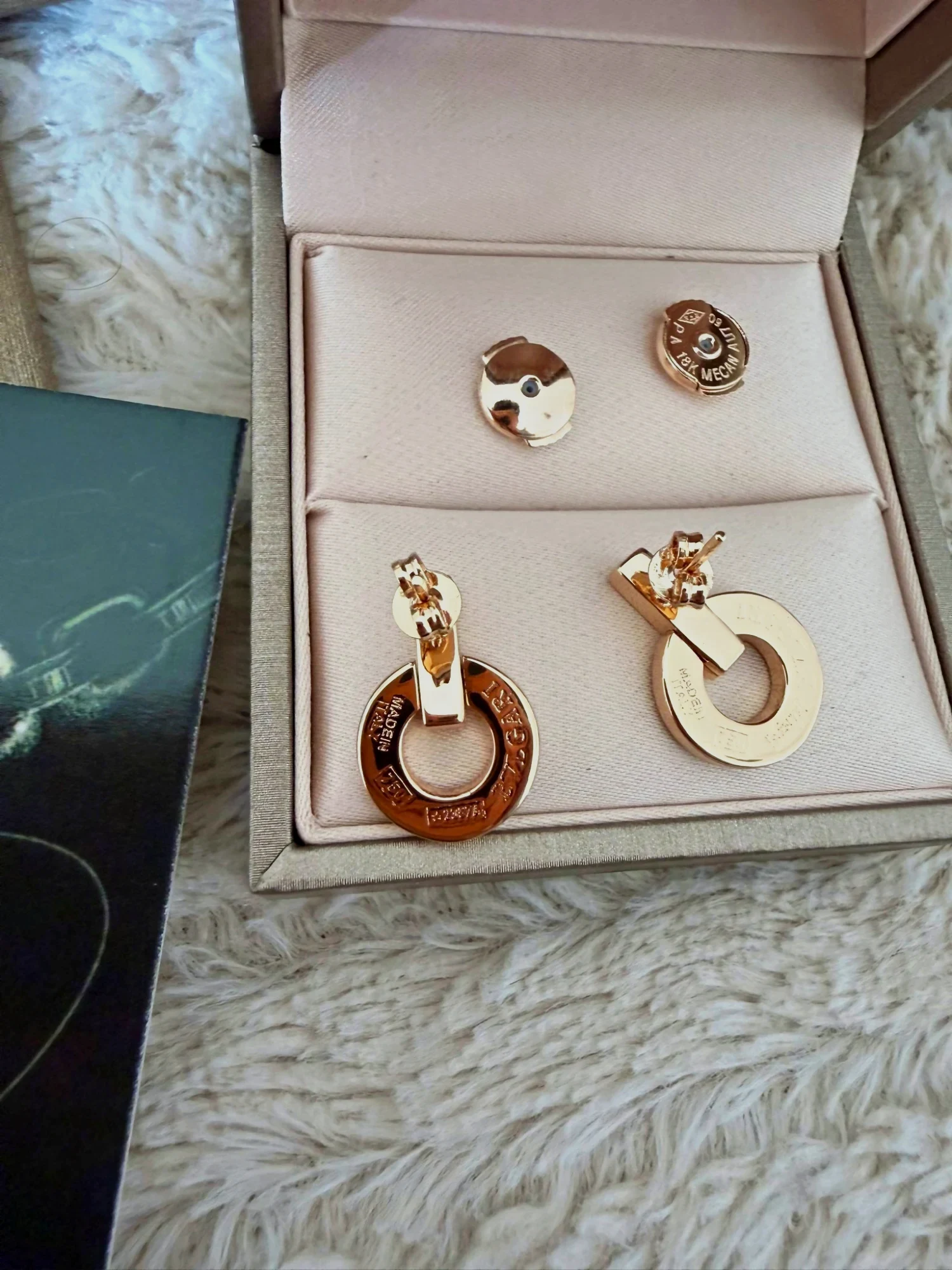 Boucles d'oreilles Bvlgari B.zero1 or ro