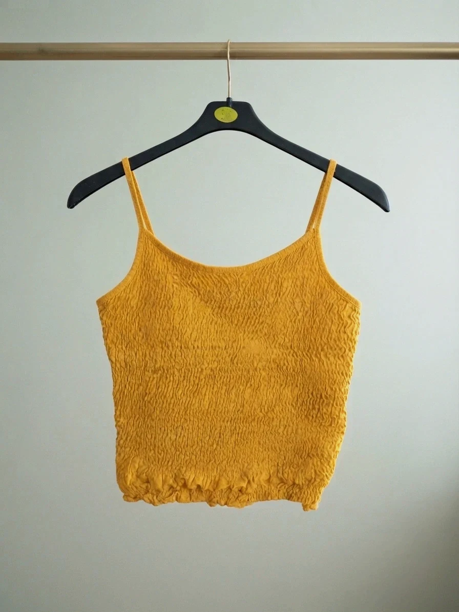 Top corto fruncido amarillo Bershka Talla M – Bershka – taille M / 38 / 10