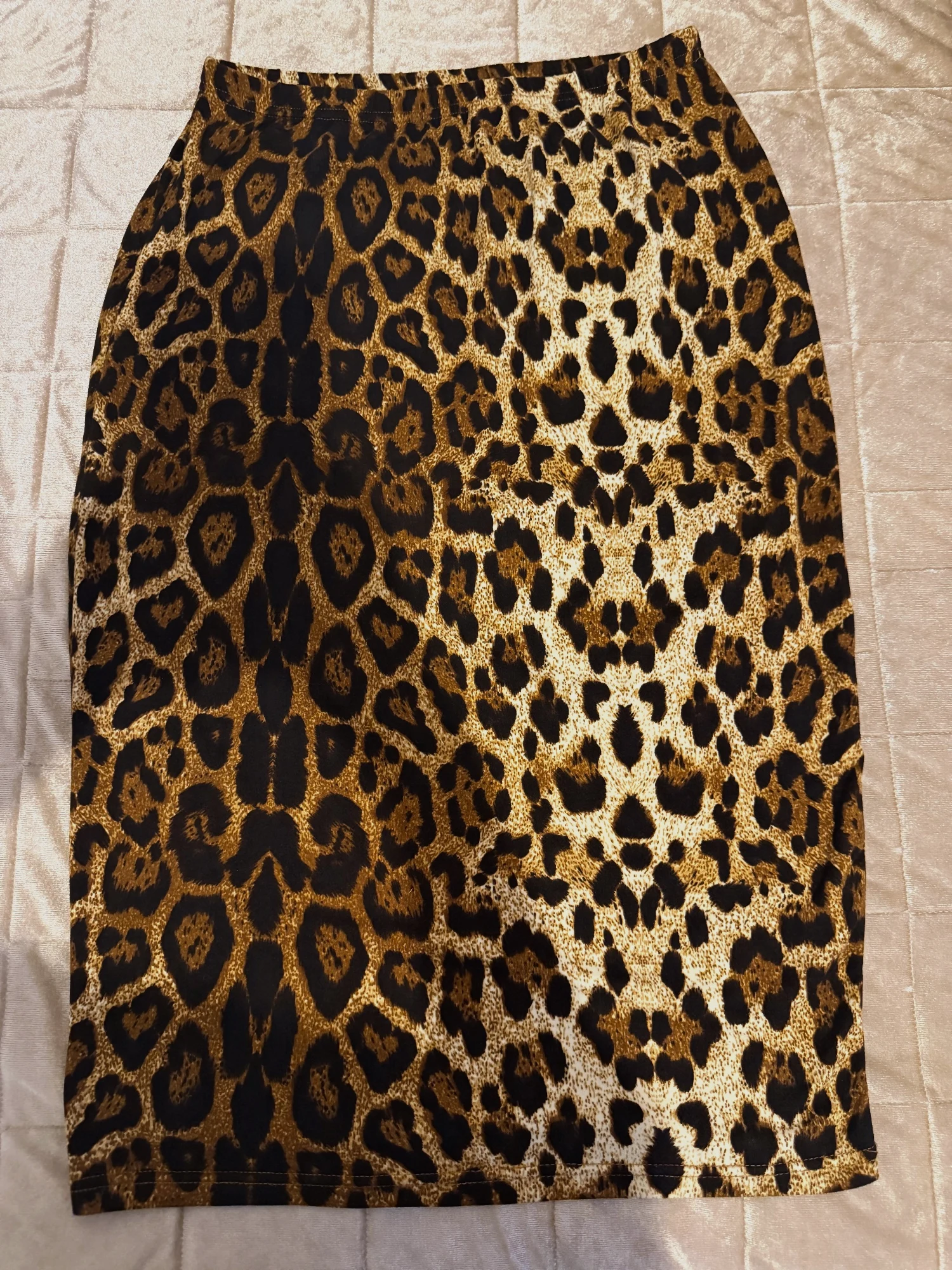 Jupe crayon léopard taille M