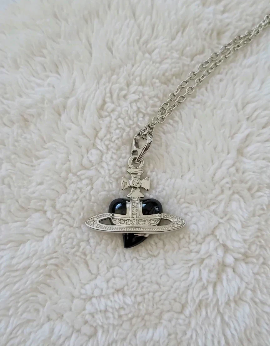 Collar Saturno Plata Piedras Negras