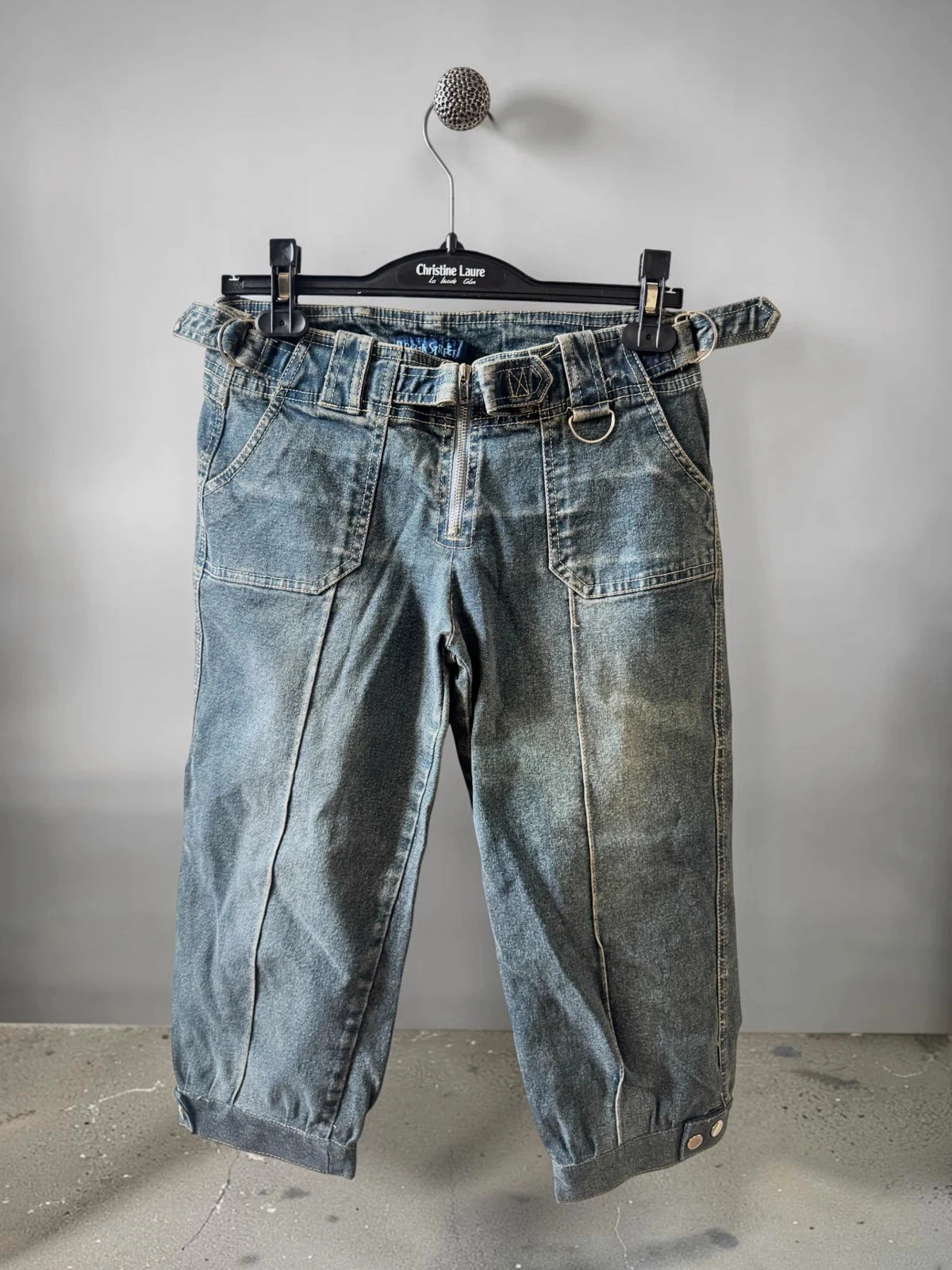 Capri / corsaire vintage en jean taille basse multi-poches
