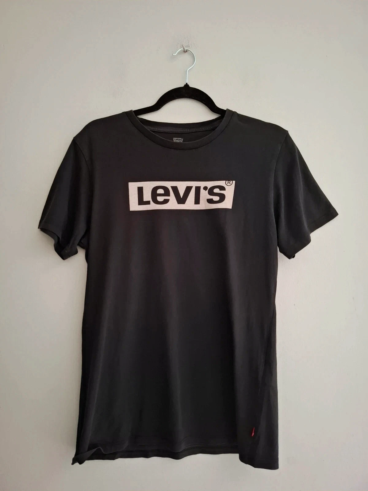 Camiseta Levi's Negra con Logo - Talla S – Levi's – taille S
