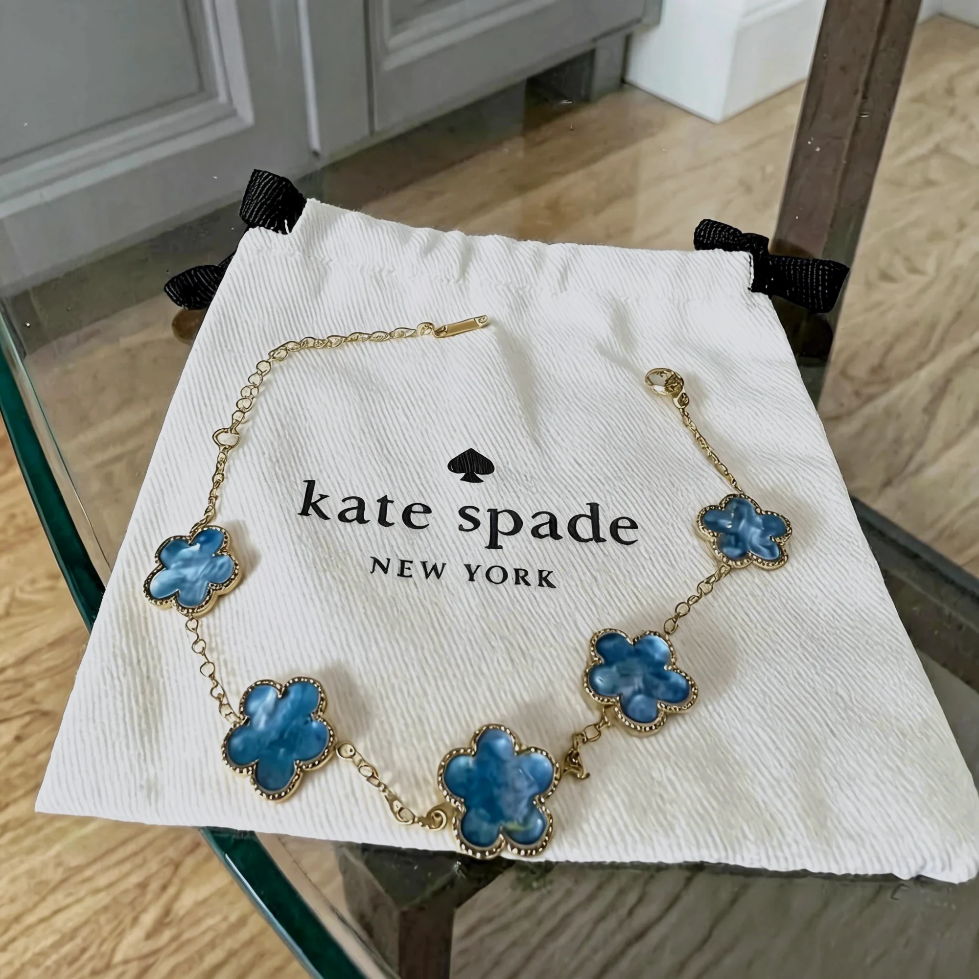 Collier Kate Spade trèfle bleu