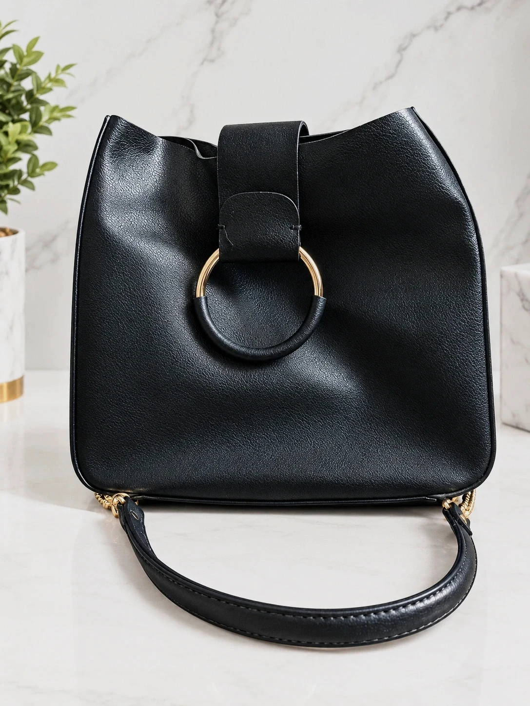 👜 Sac à main ZARA noir – élégant & intemporel – Zara