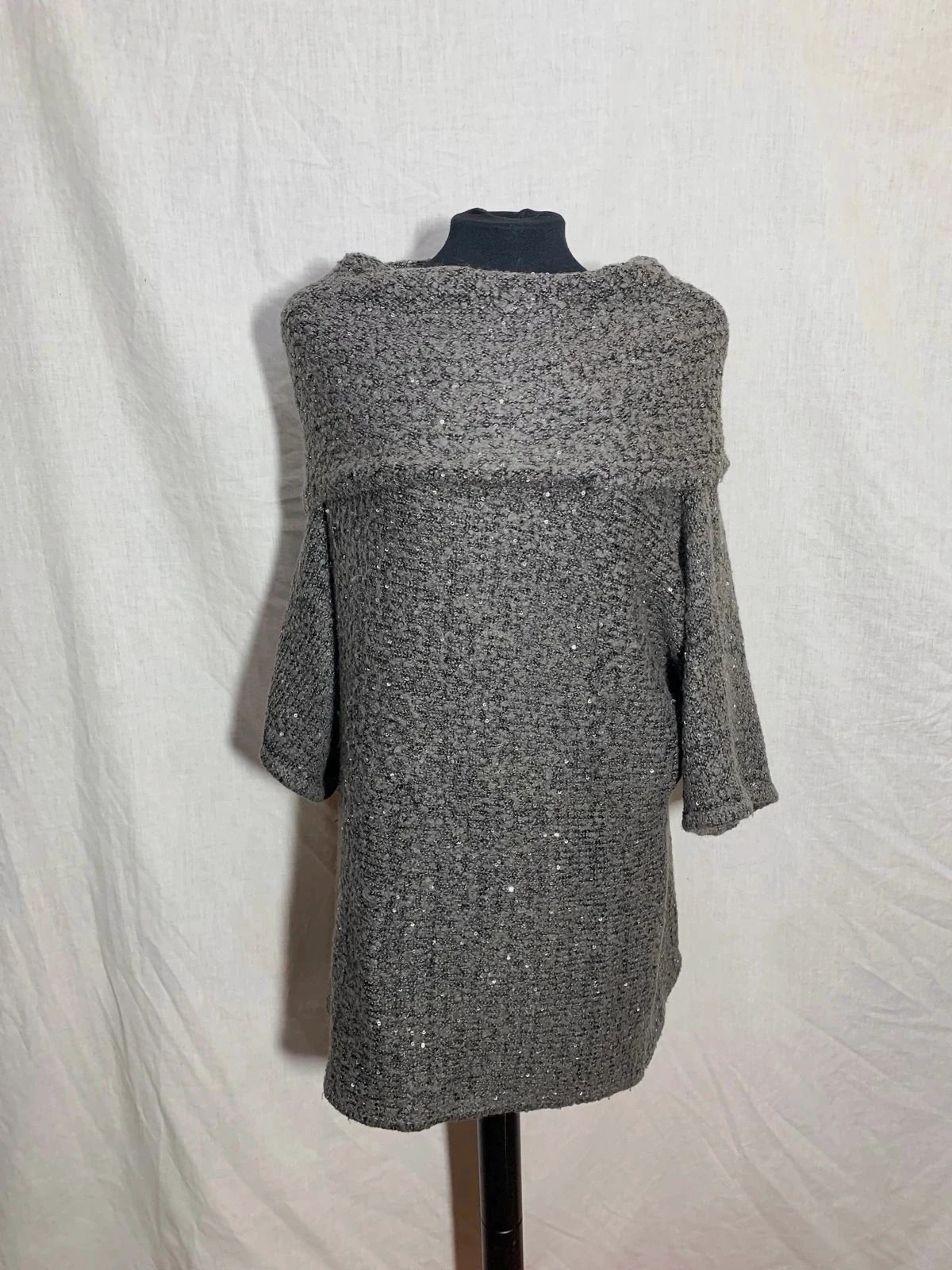 Jersey gris oversize cuello alto | Grey oversize cowl neck sweater | Toscane