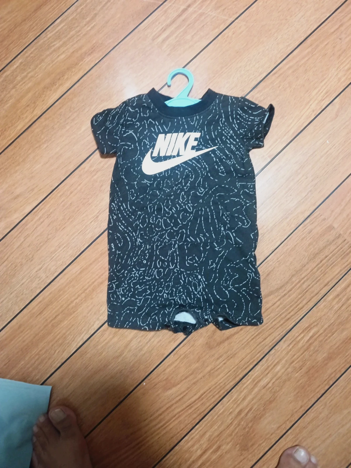 Combishort nike 6mois – Nike – taille 3-6 mois / 62 cm