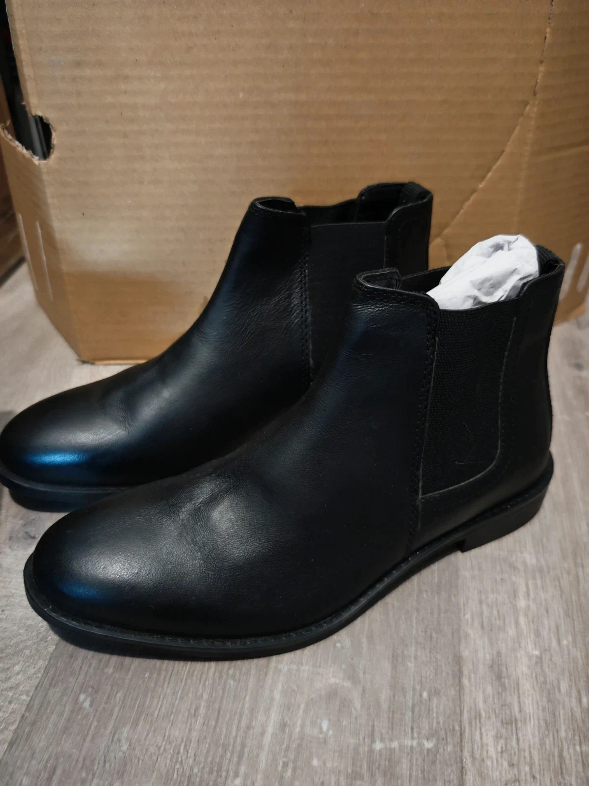 Bottines Chelsea Alison & Jake cuir noir T40 – Neuves