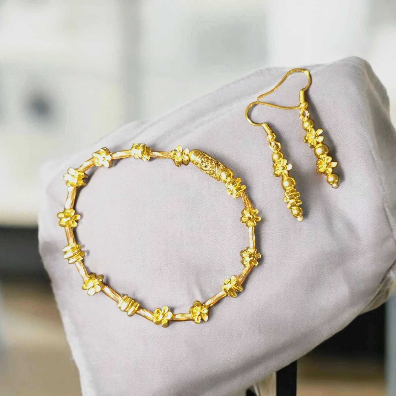 Bracelet