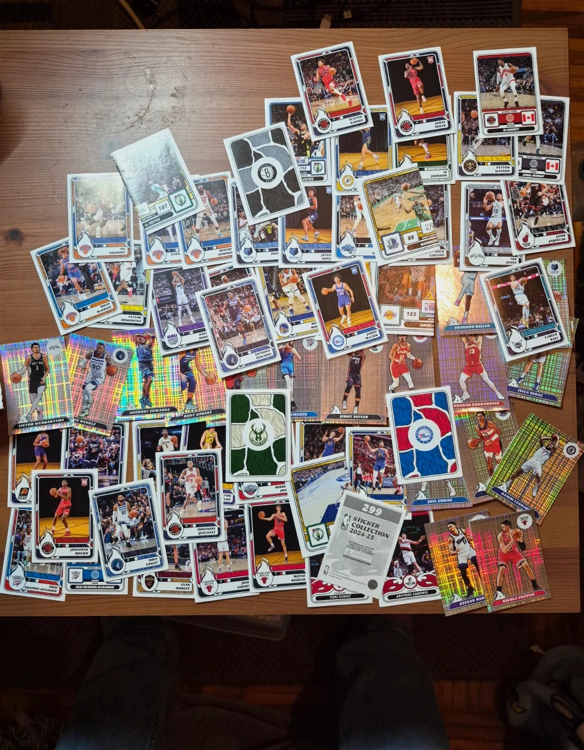 Lot de 68 autocollants panini nba 2024/25