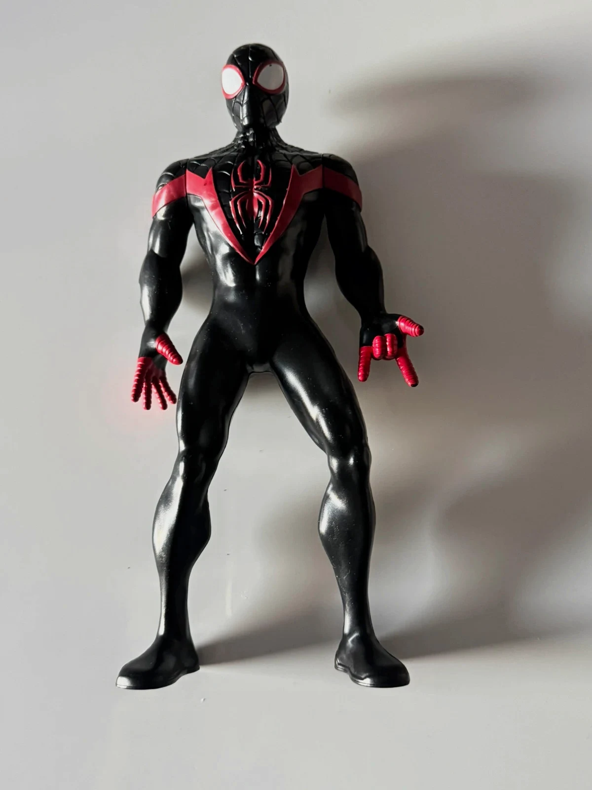 Figurine Miles Morales Spiderman Noir 24cm