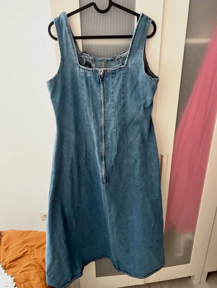 Robe en denim bleu sans manches – bon – bleu clair – taille L 2
