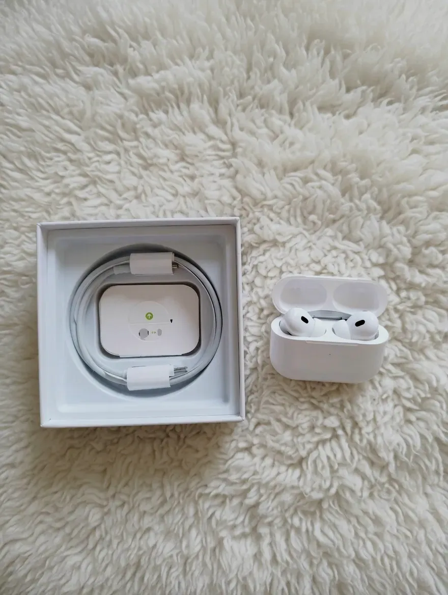 AirPods Pro blancos auriculares inalámbricos – COS – blanco 2