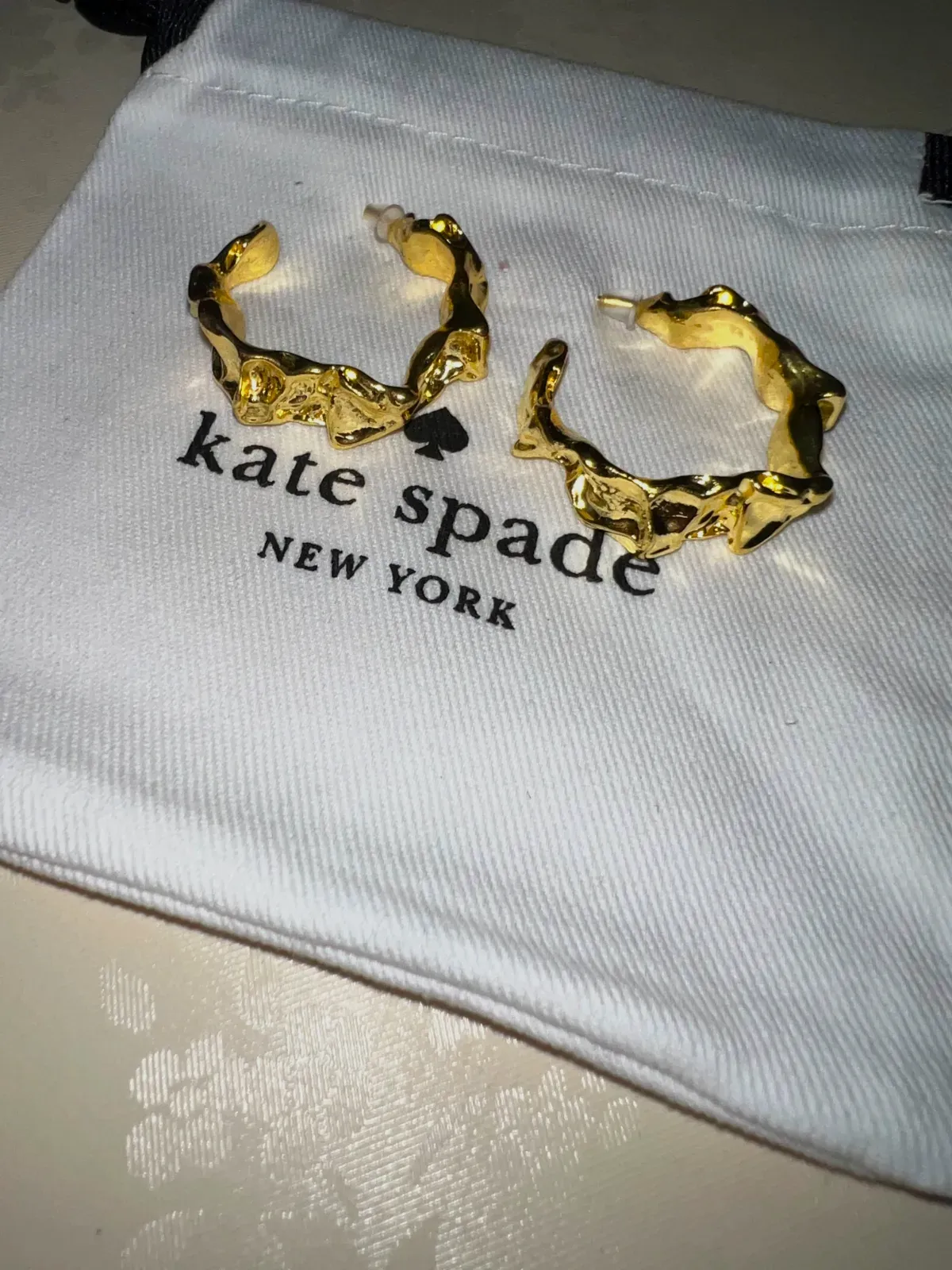 Boucles d'oreilles Kate Spade New York dorées – kate spade – doré 9