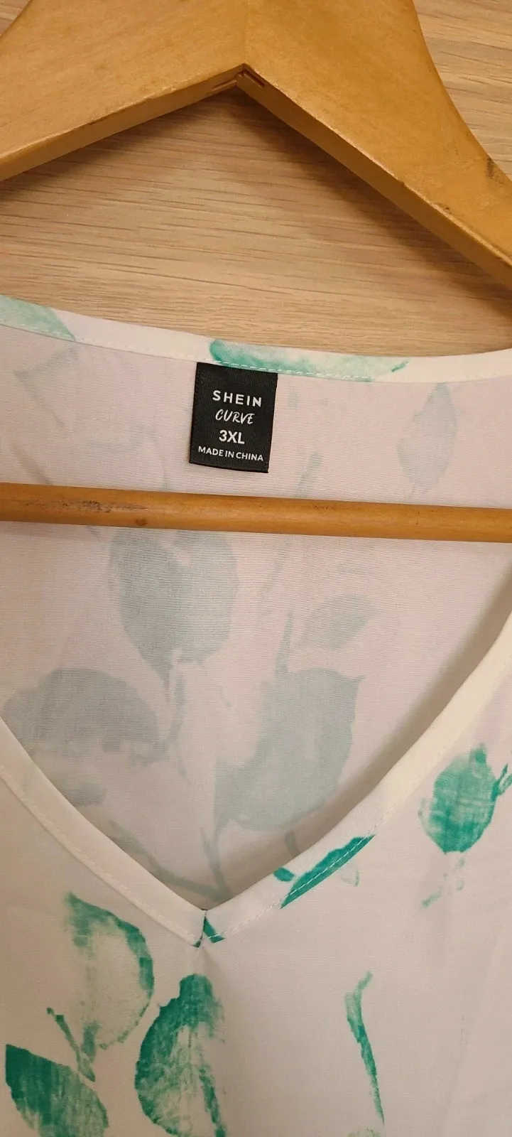 Favorecedora blusa 3Xl de Shein – Shein – taille XXXL / 46 / 18 5