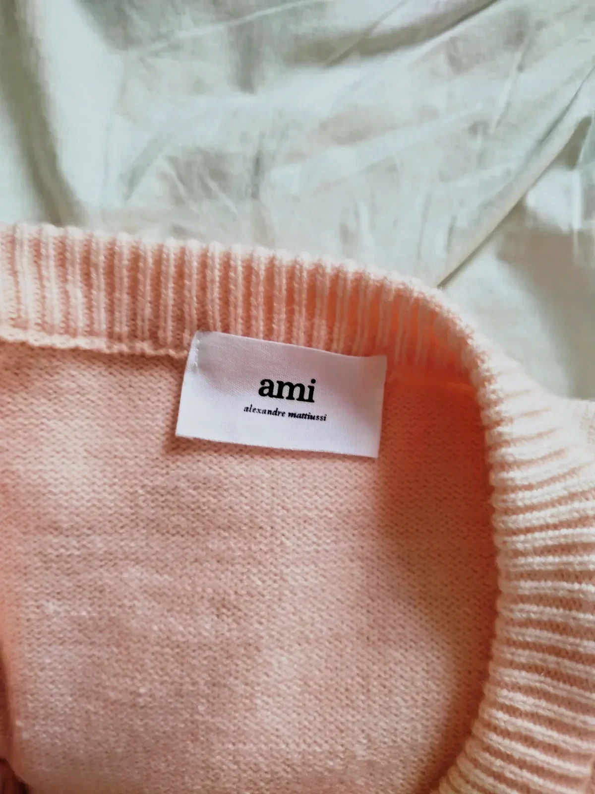 Pull ami rose poudré taille M