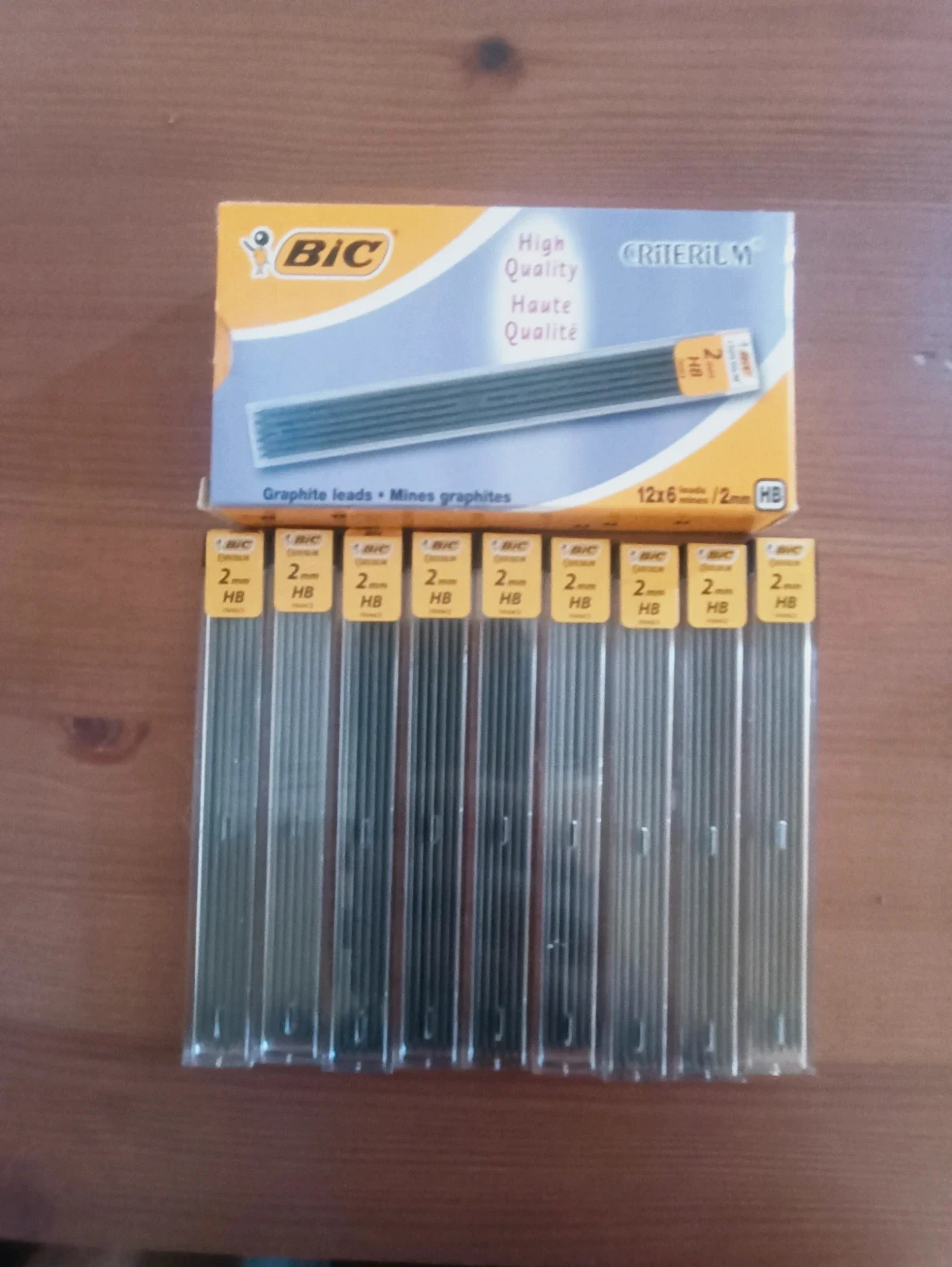 Lot de 54 mines graphites Bic 2MM
