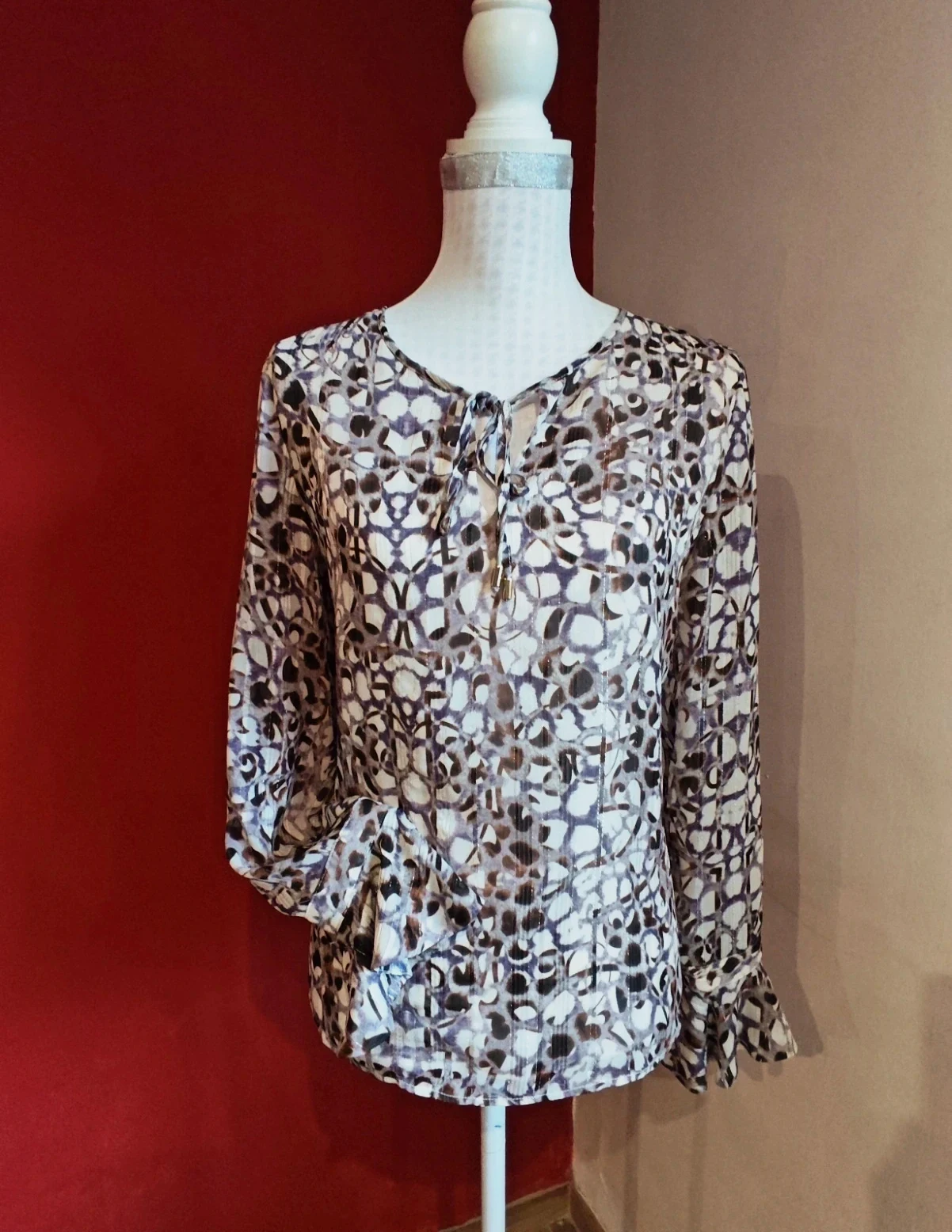 🌺Bonita blusa de gasa tonos malva, beige y marrón con hilos dorados, de Yera