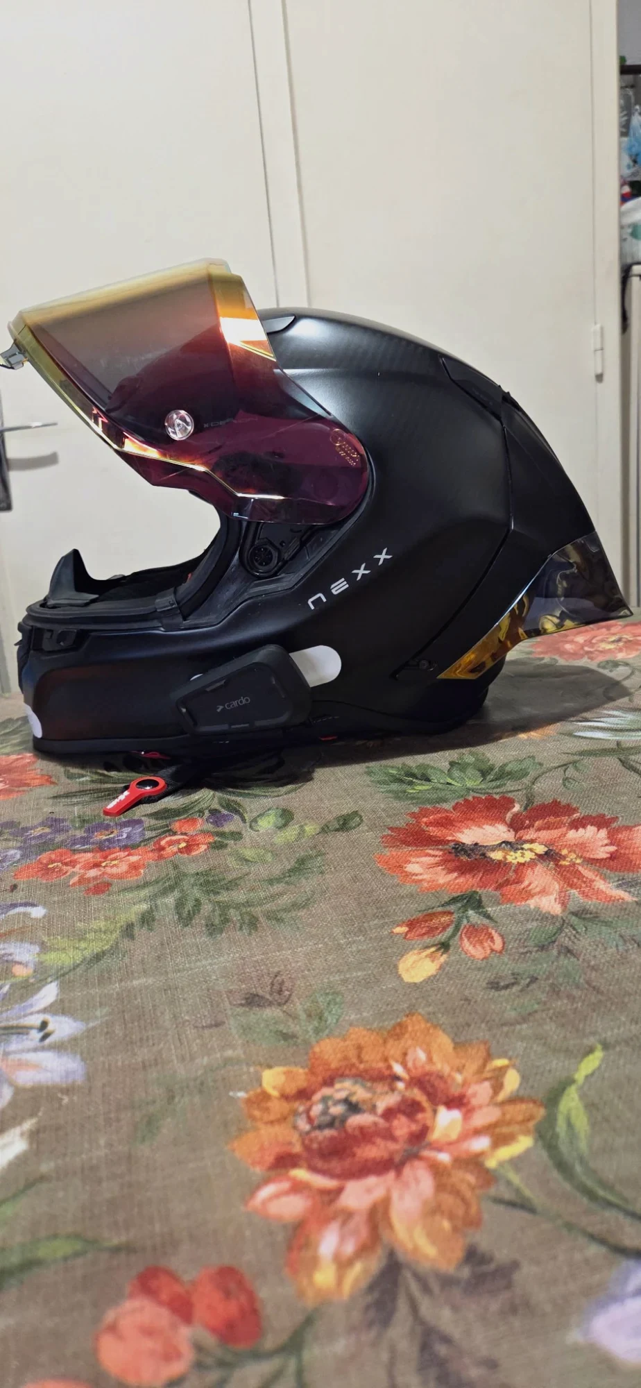 Casque Nexx XR3R carbone avec intercom cardo 