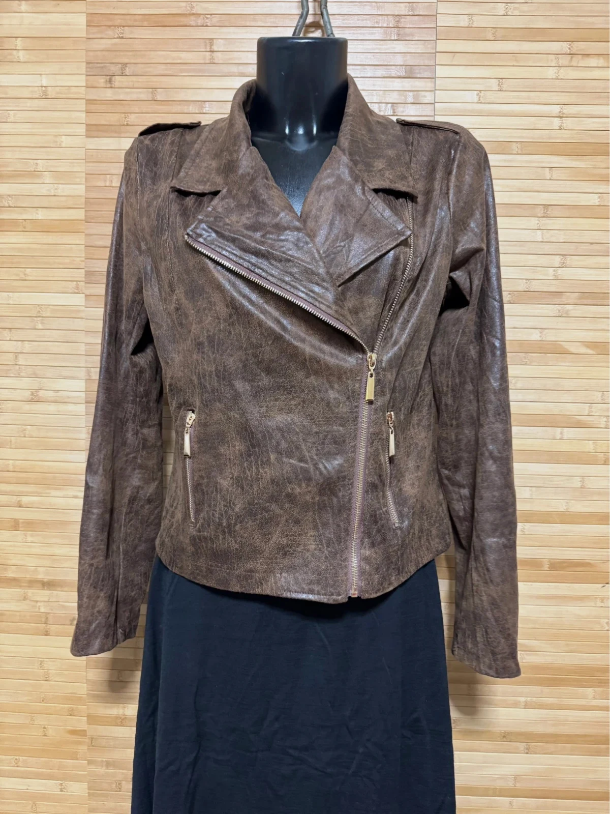 Chaqueta ligera marca triple nine talla L 😍 – Triple Nine – taille L / 40 / 12