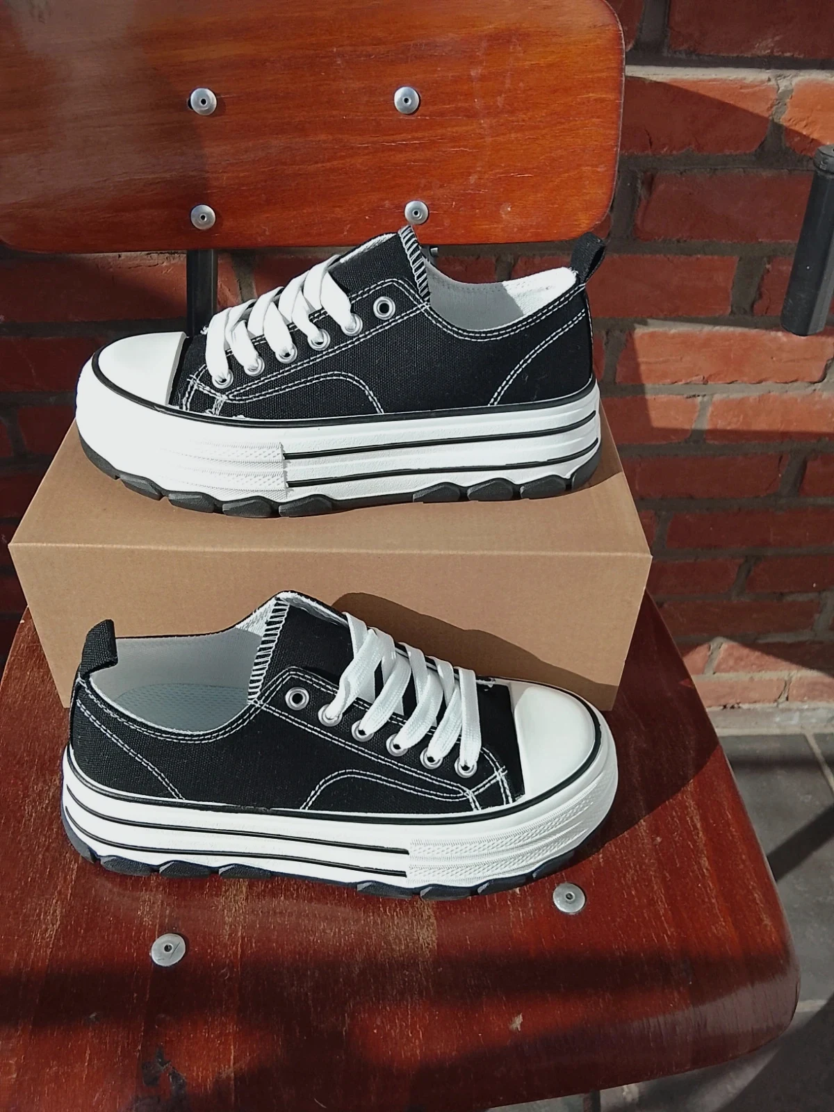 Basket femme 39 noir – taille 39