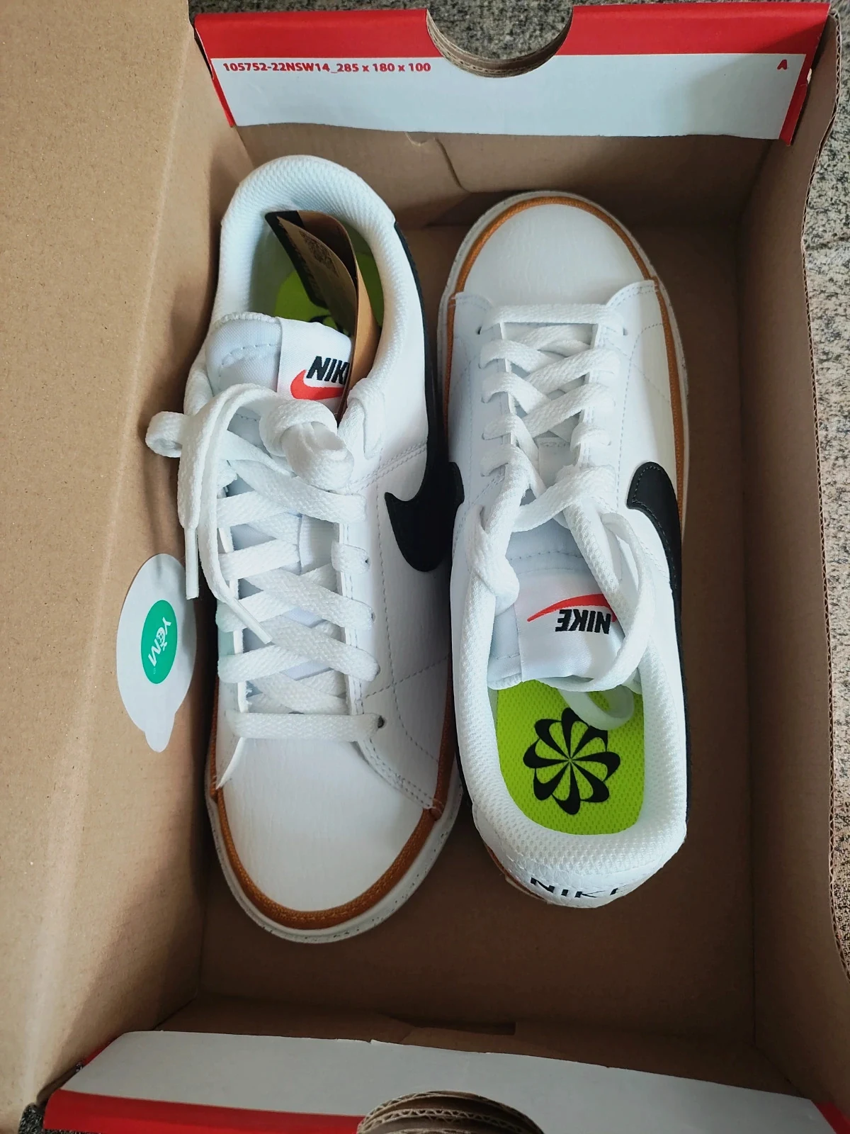Nike shoes 36 unisex