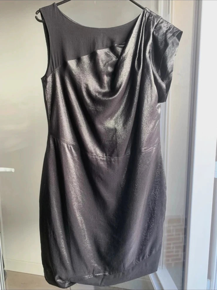 Robe de soirée chic classe Zapa T40 noir brillant asymétrique