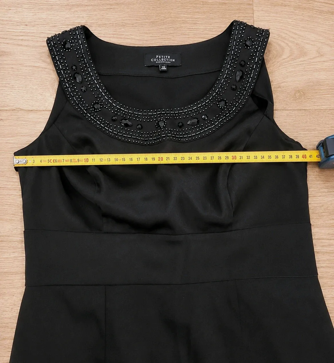 Vestido viral negro elegante con pedrería - Petite Collection – Petite collection – taille M / 38 / 10 3
