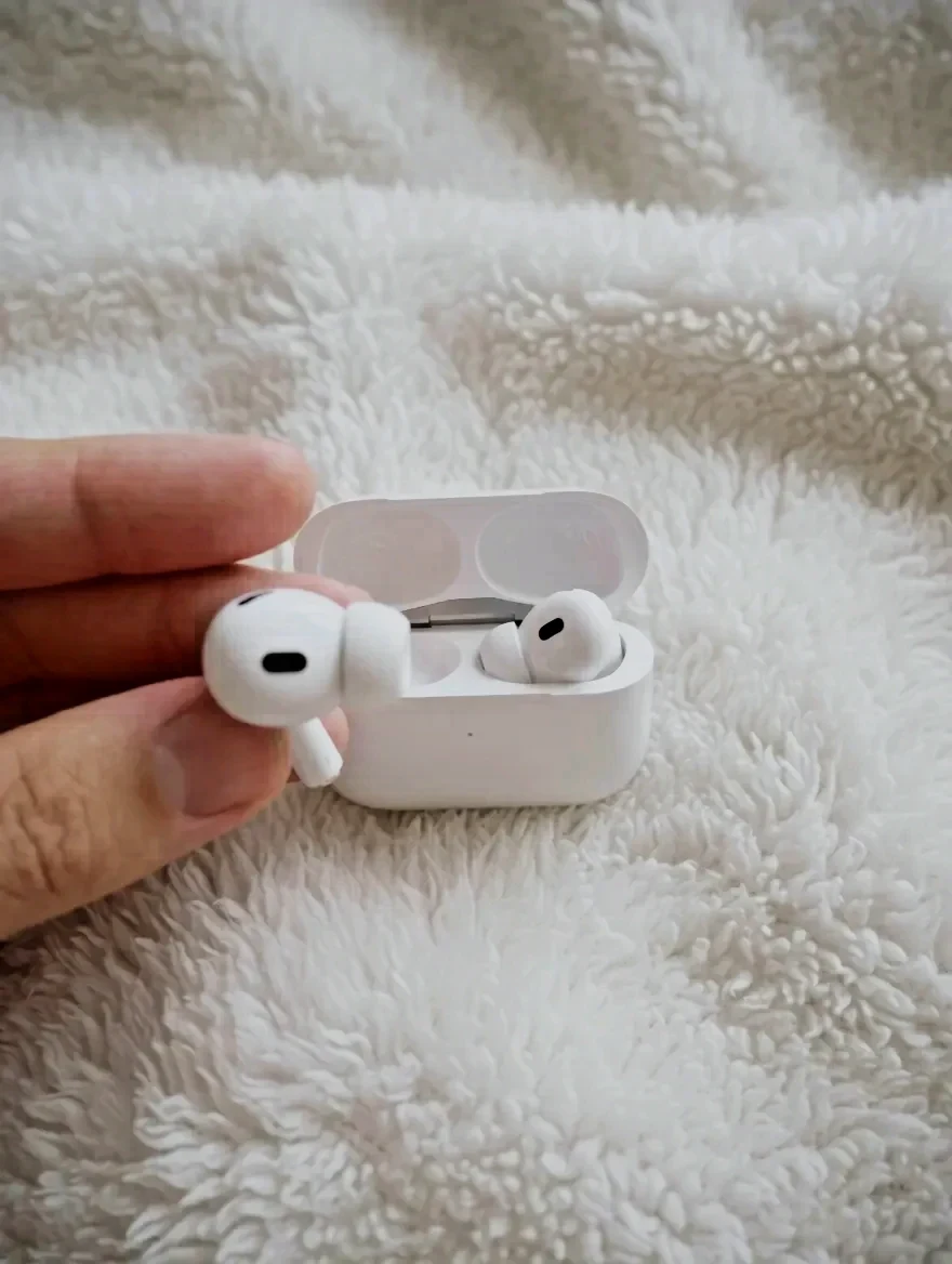 AirPods Pro blancos auriculares inalámbricos