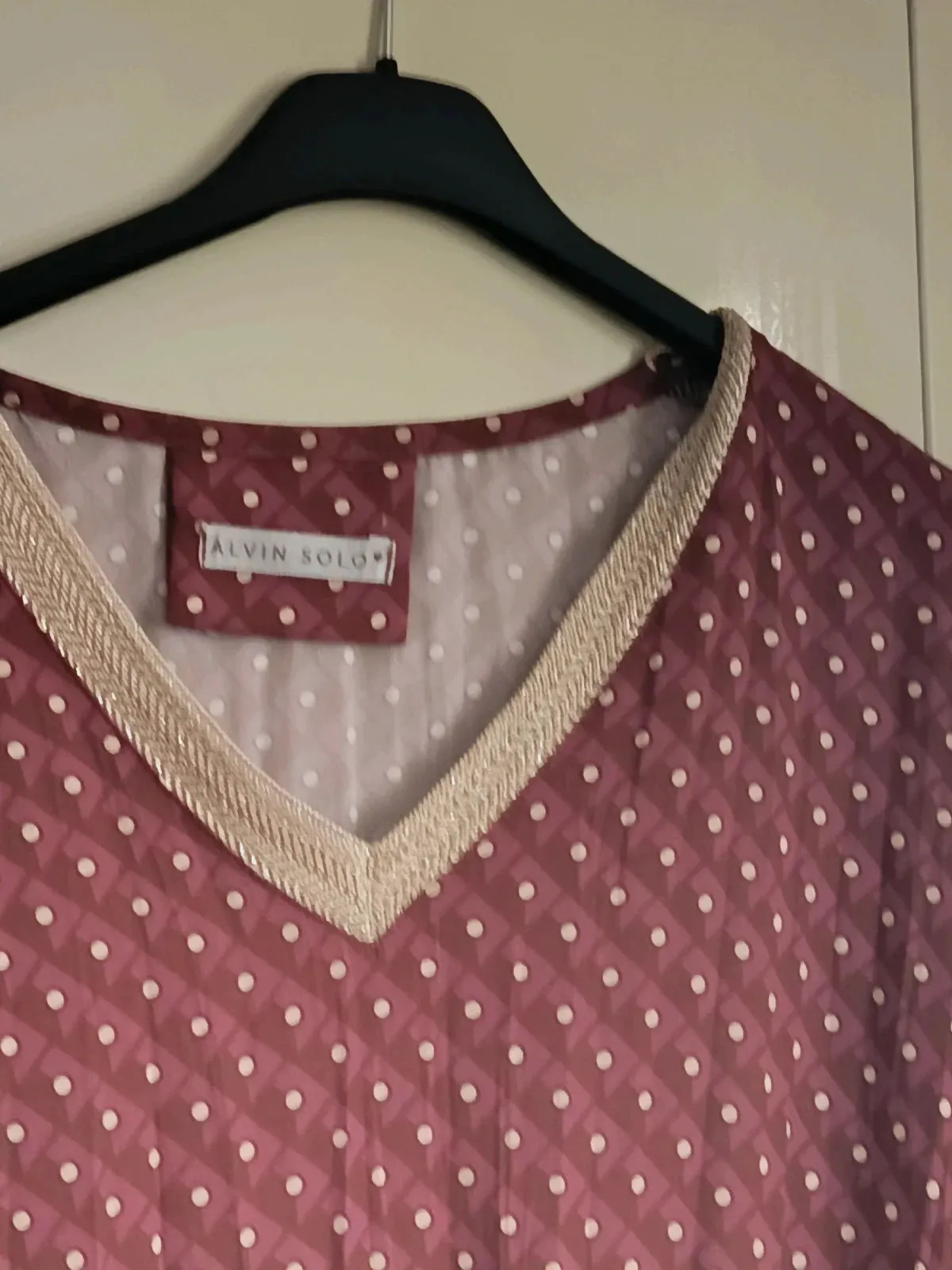 Blusa Elegante Alvin Solo – Estampado Geométrico y Lunares🔥🔥 – Alvin Solo – taille L / 40 / 12 3