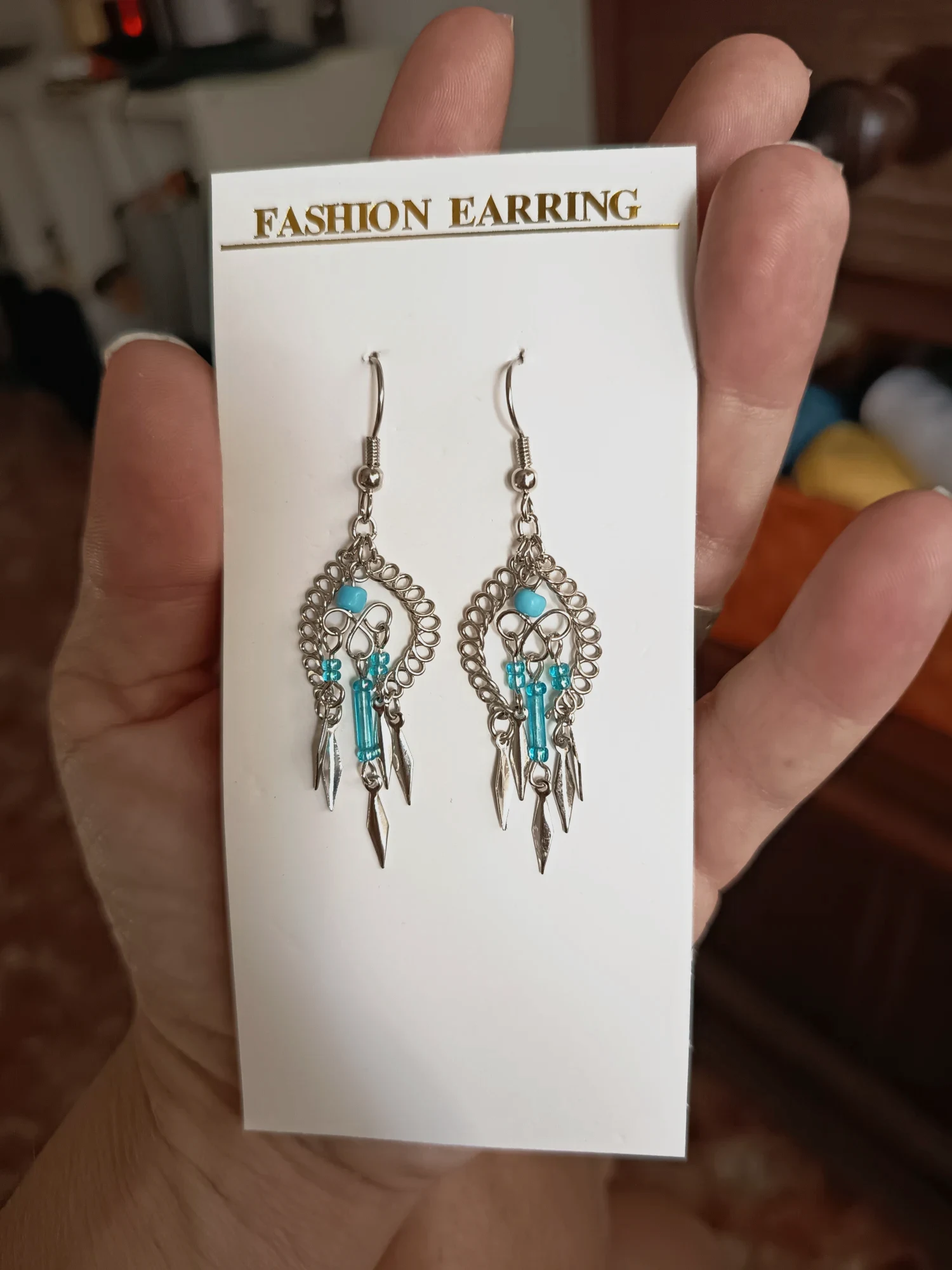 Pendientes de rocalla sin estrenar 