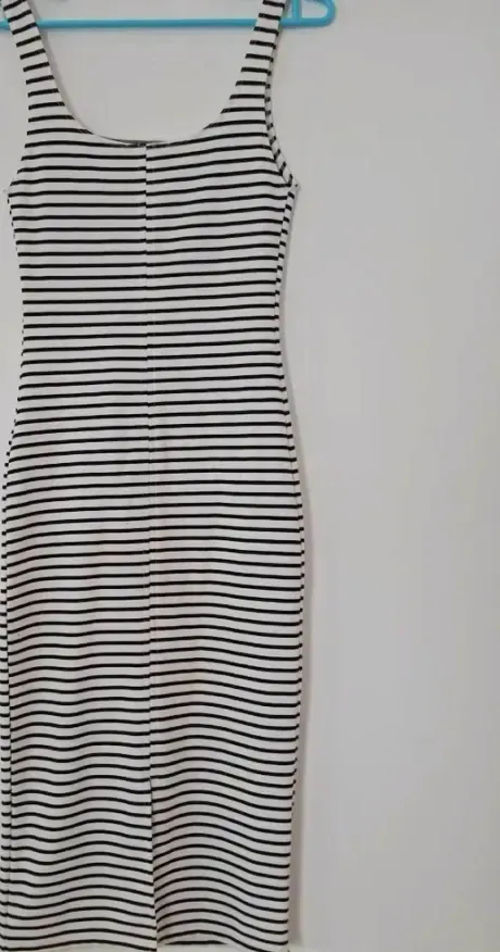 vestido diseño entallado Talla S  – Zara – blanco y negro – taille S 6
