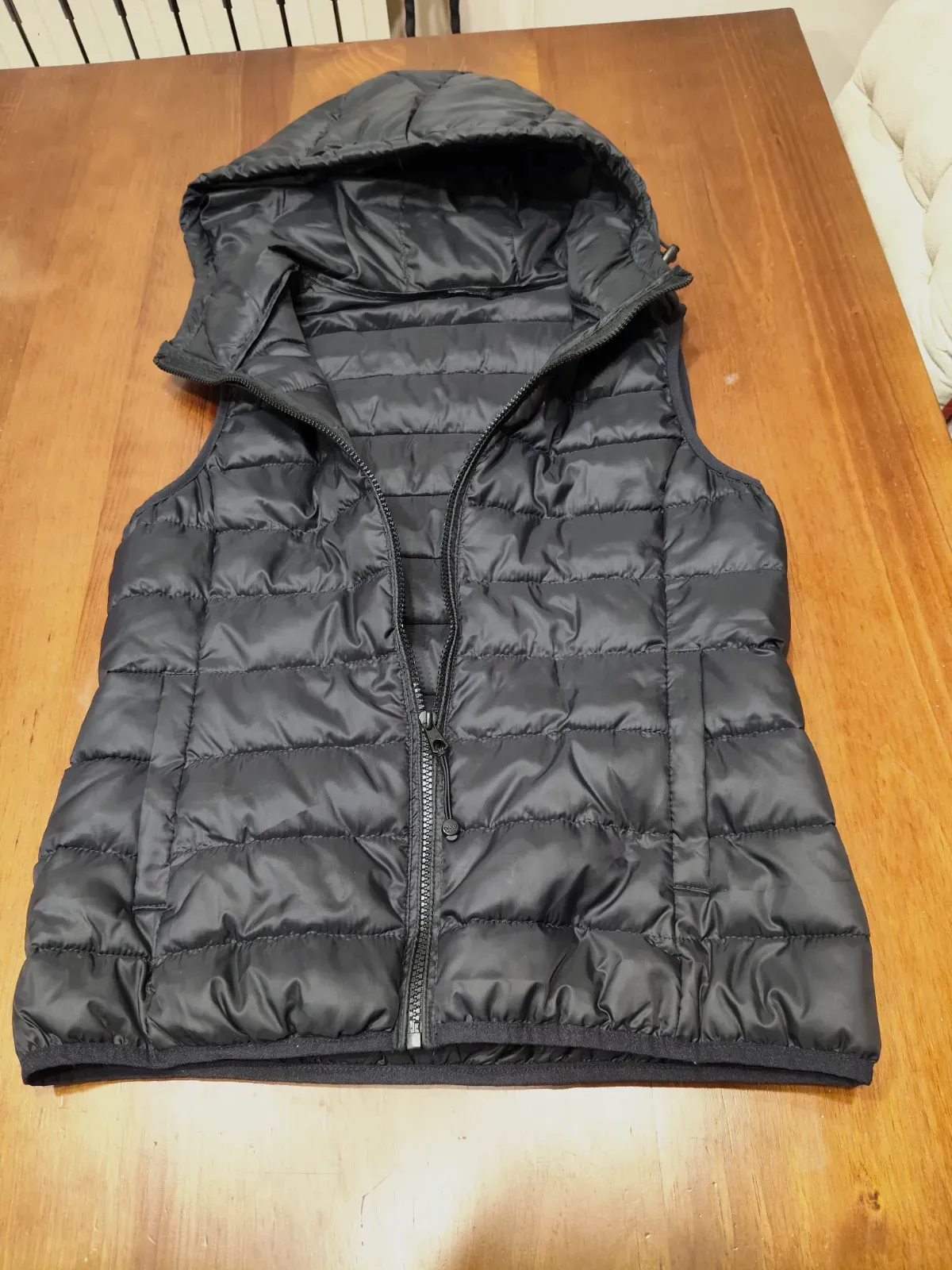 Women's black sleeveless vest Size S with hood and pockets  – only – taille S 3