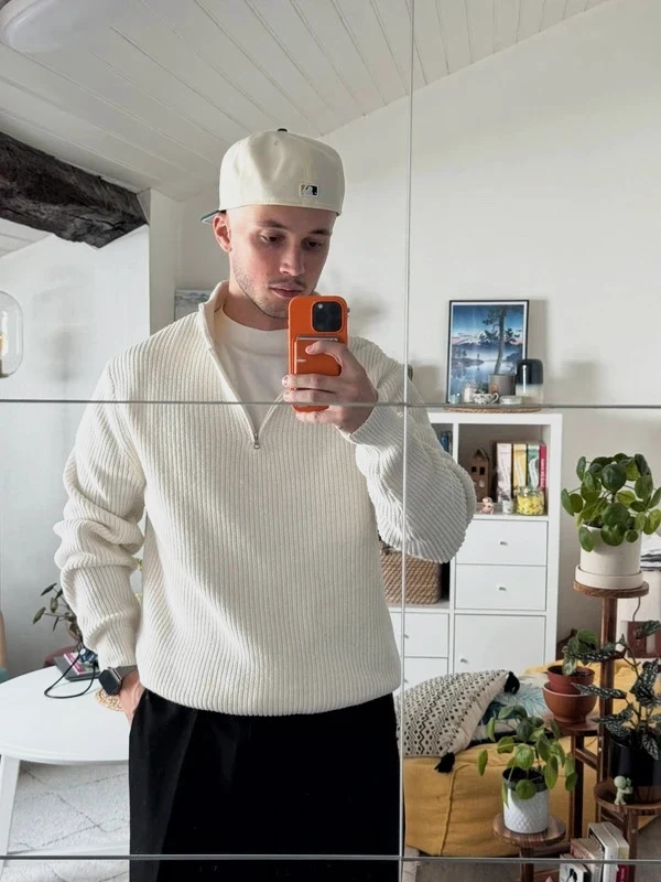 Pull uniqlo beige avec zip