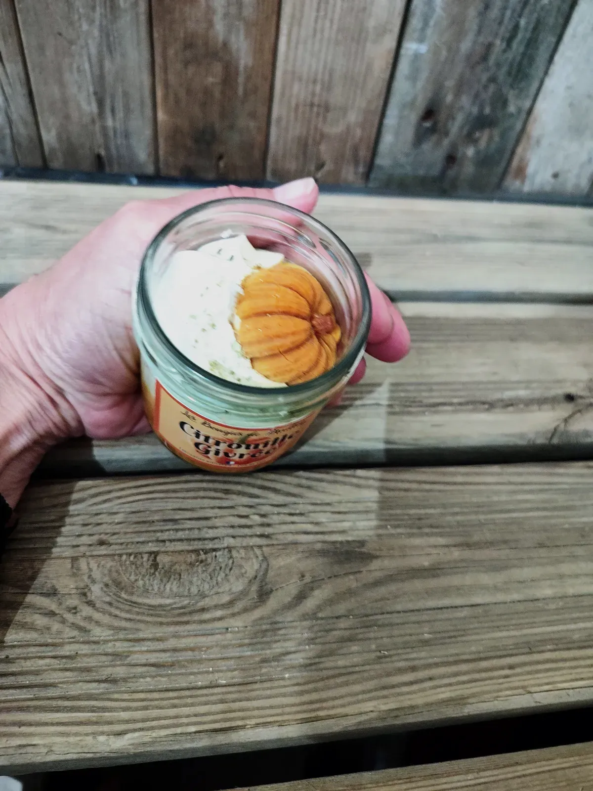 Bougie artisanale parfumée Citrouille Givrée – Les Bougies de Madley 3