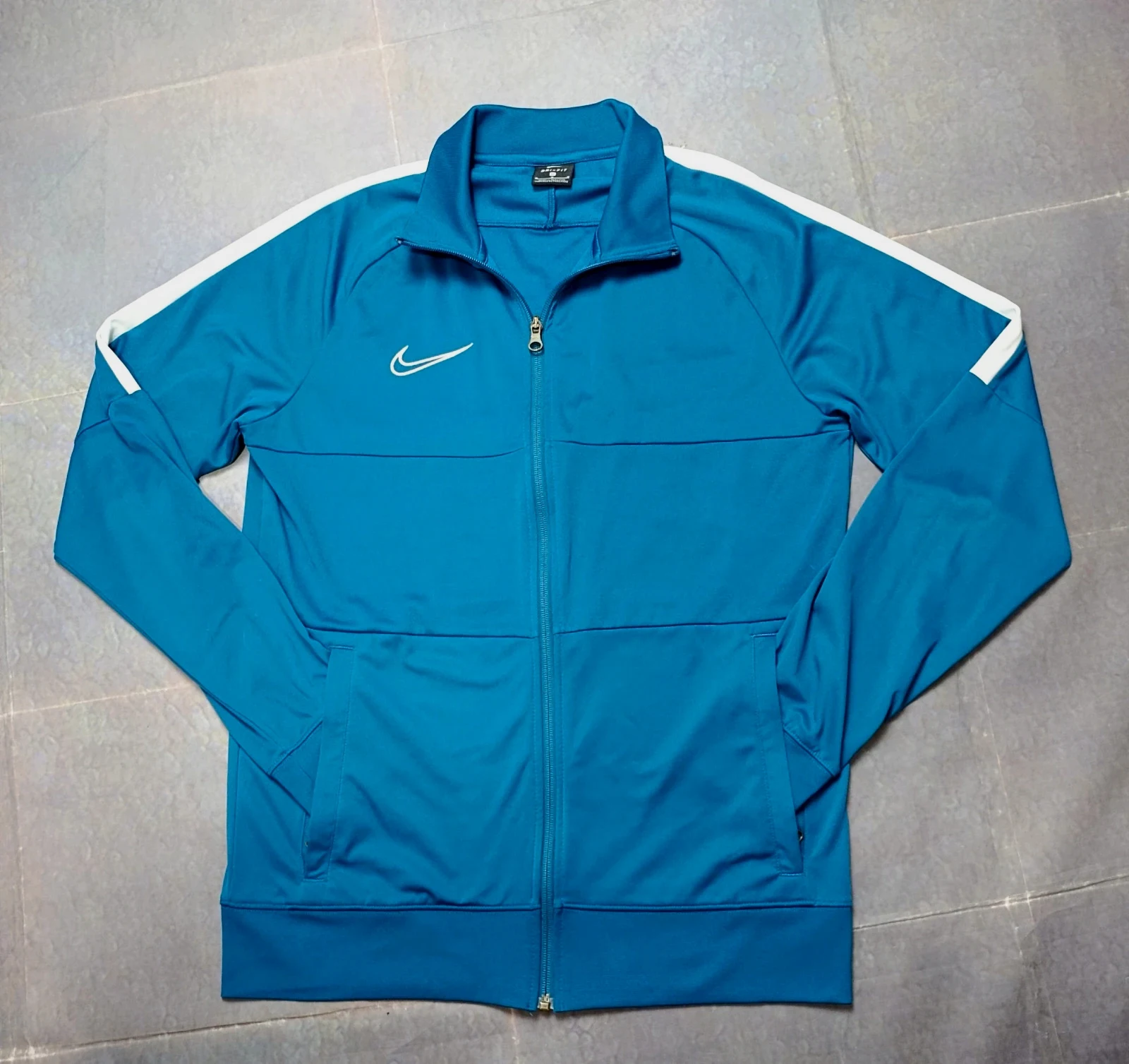 Nike Dri-FIT Trackjacket Blue M / Veste de survêtement Nike / Sport Swaetshirt – Nike – taille M